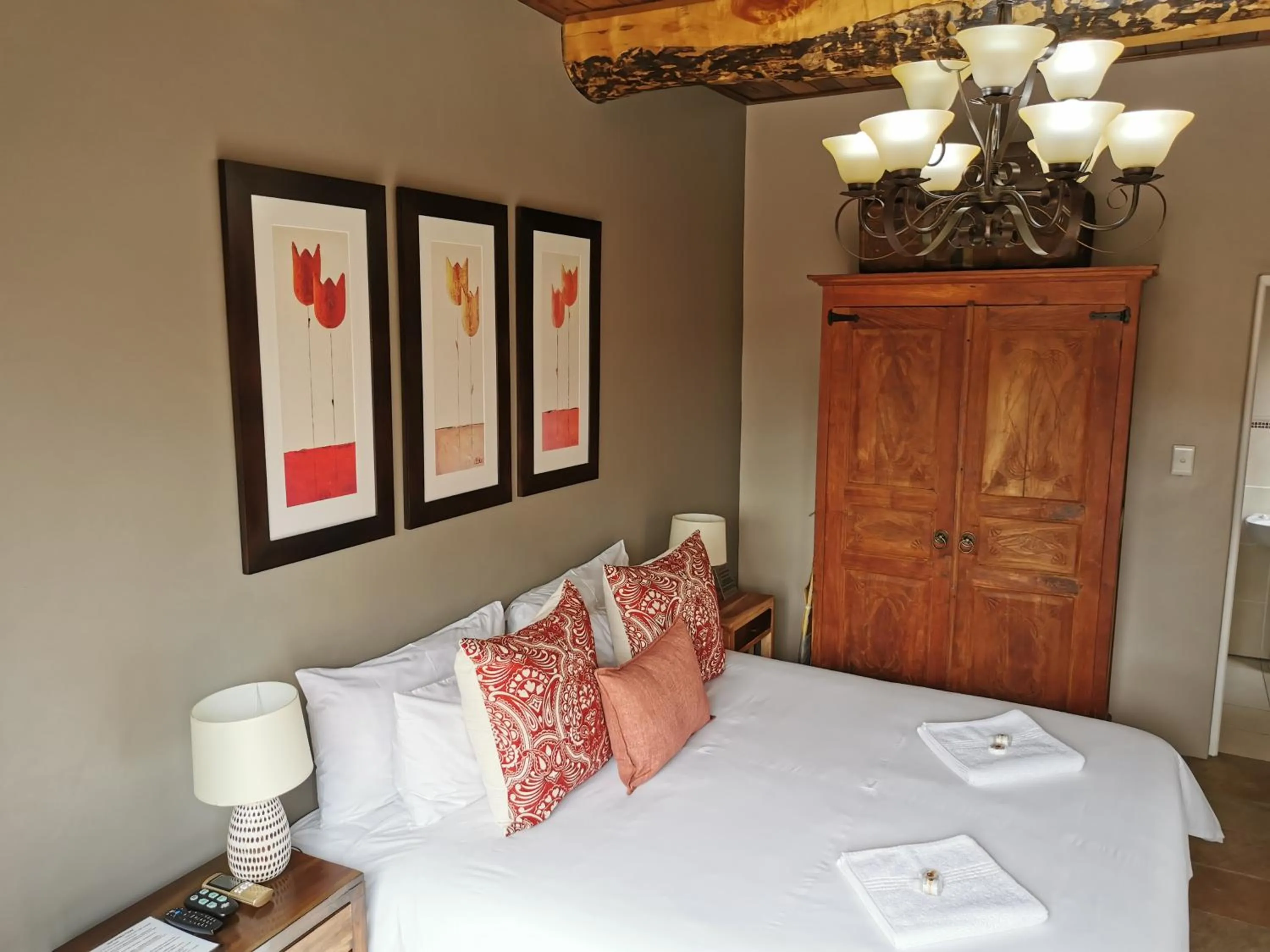 Bedroom, Bed in Excellent Guest House