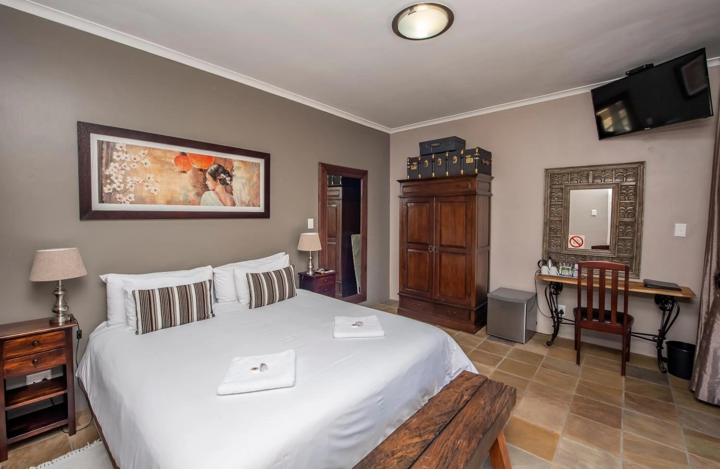 Bedroom, Bed in Excellent Guest House