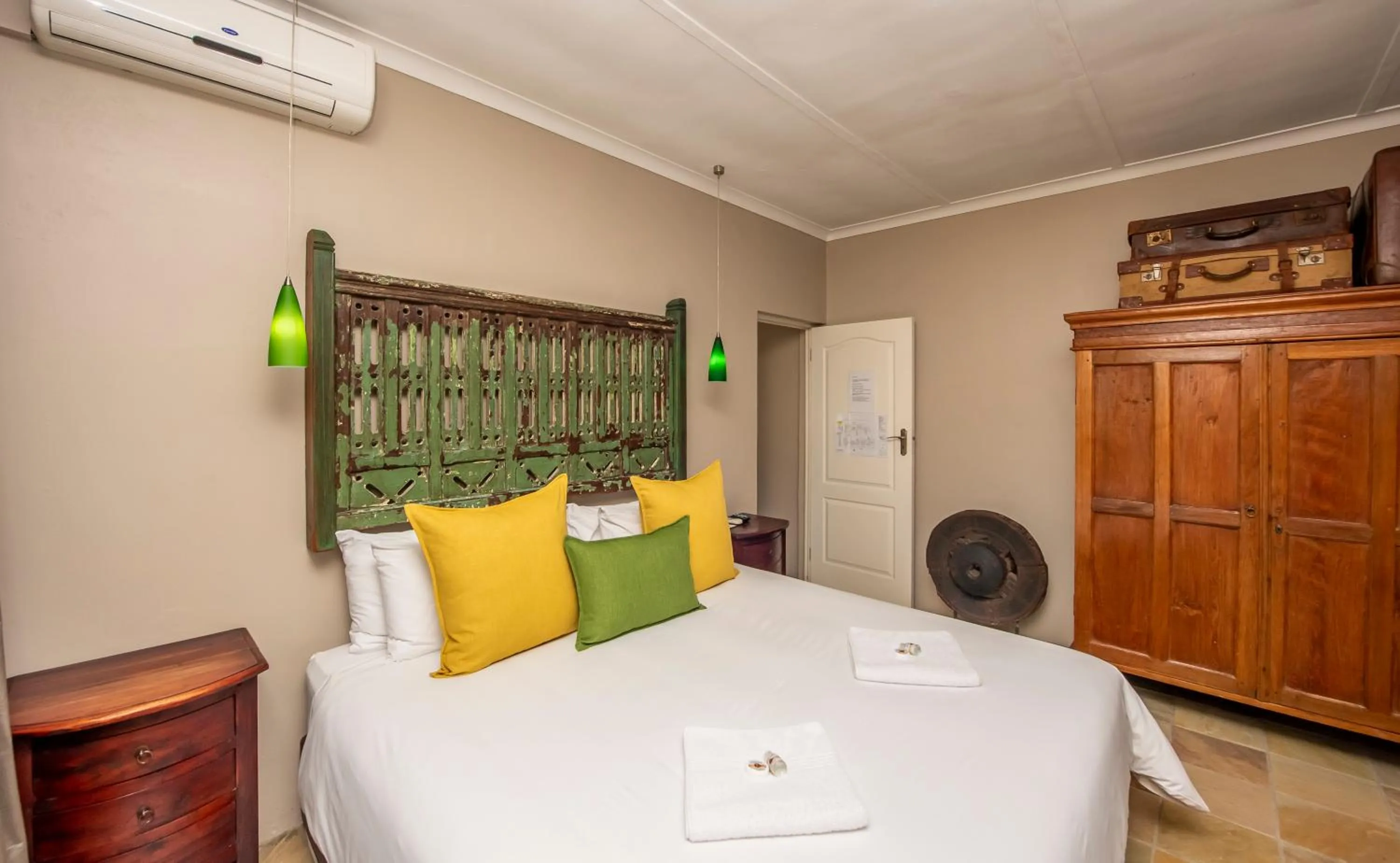 Bedroom, Bed in Excellent Guest House