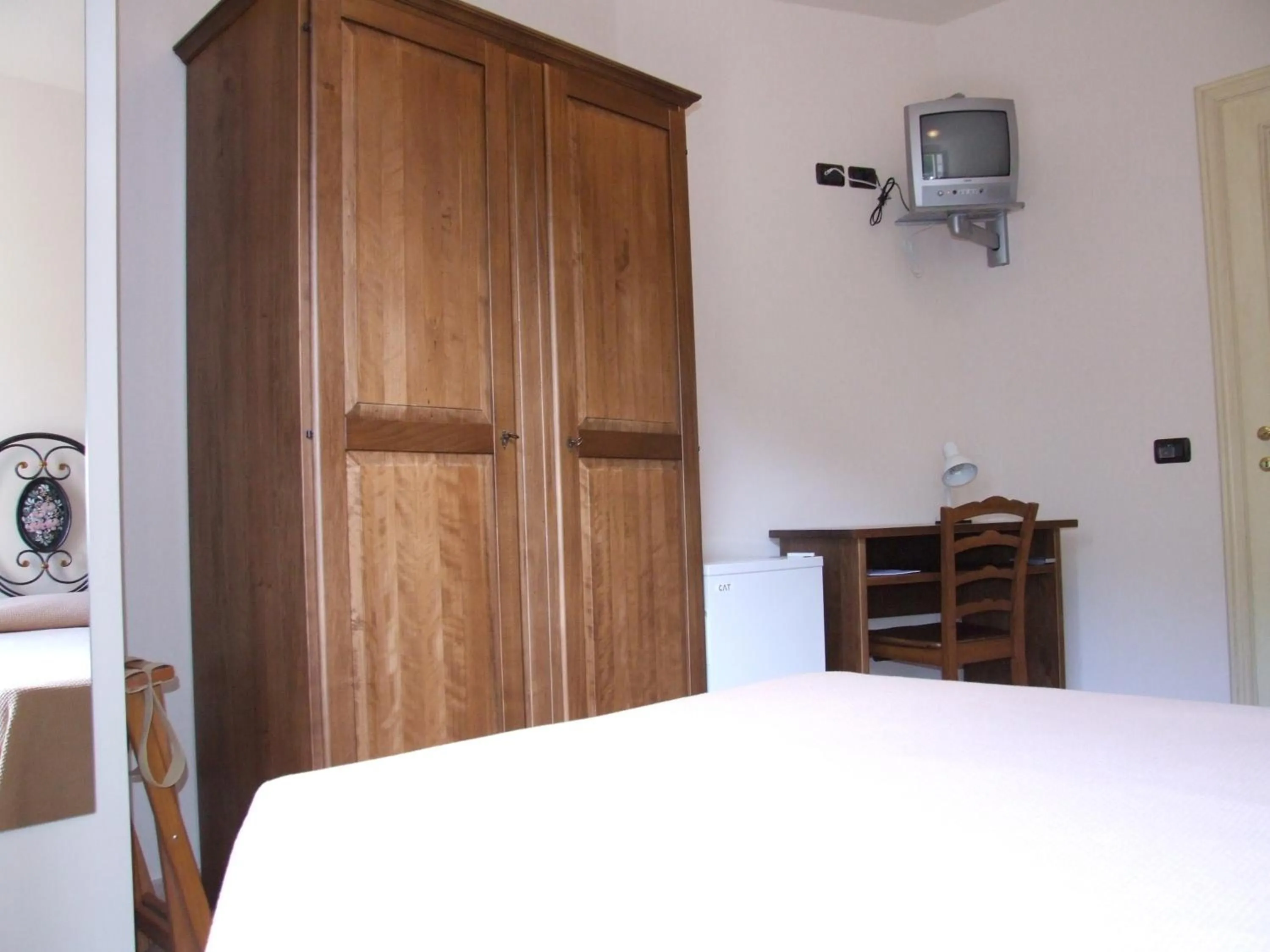 Bed in Albergo La Casa Nel Bosco