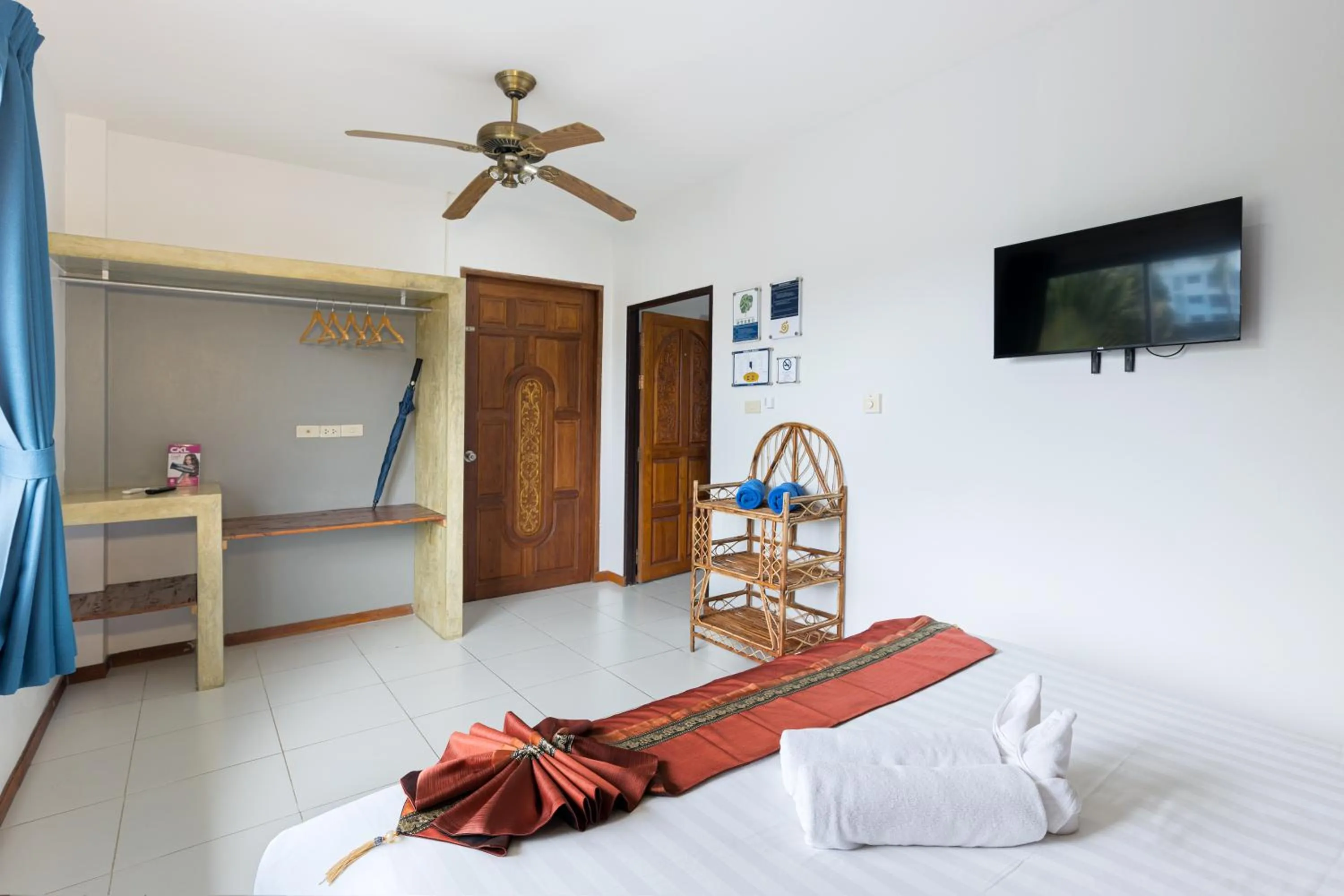 wardrobe, Bed in Blue Palm Kata Resort