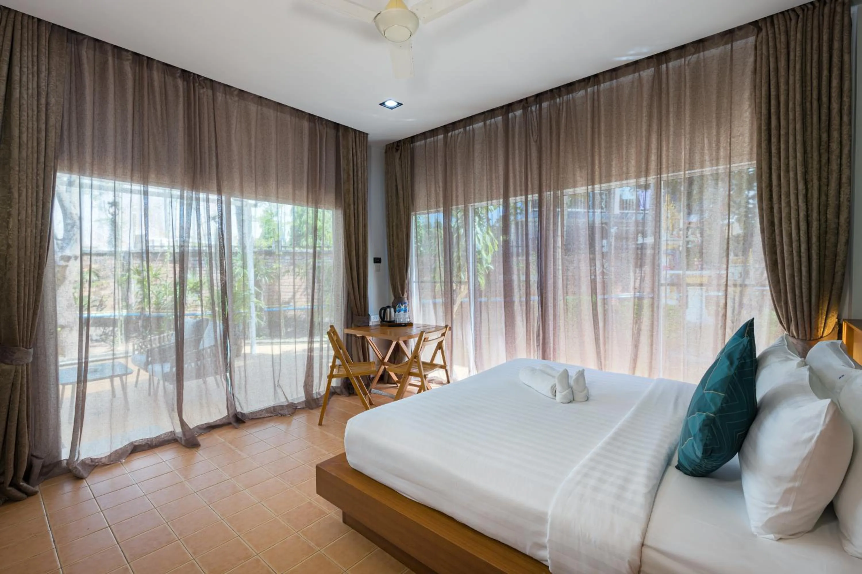 Bedroom, Bed in Blue Palm Kata Resort