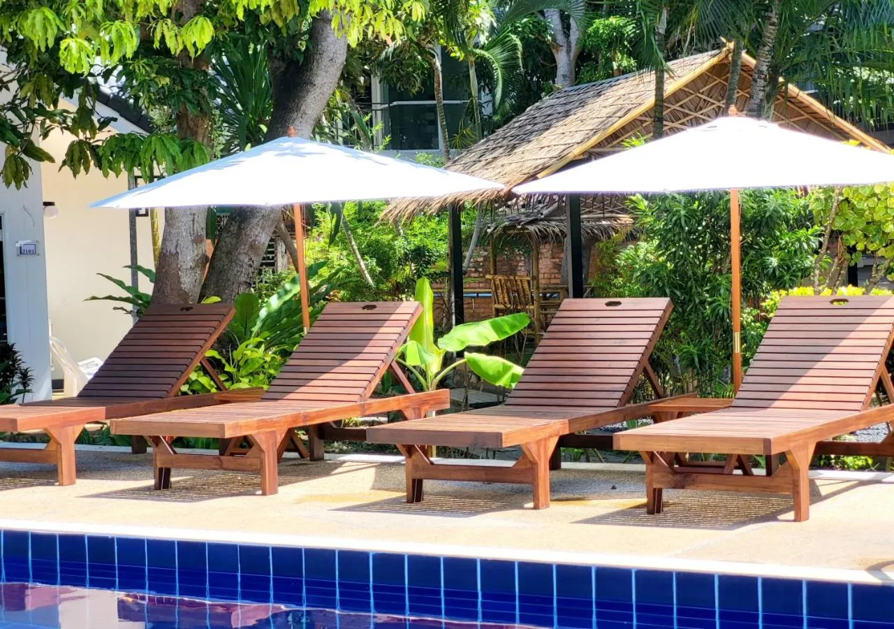 Swimming pool in Blue Palm Kata Resort