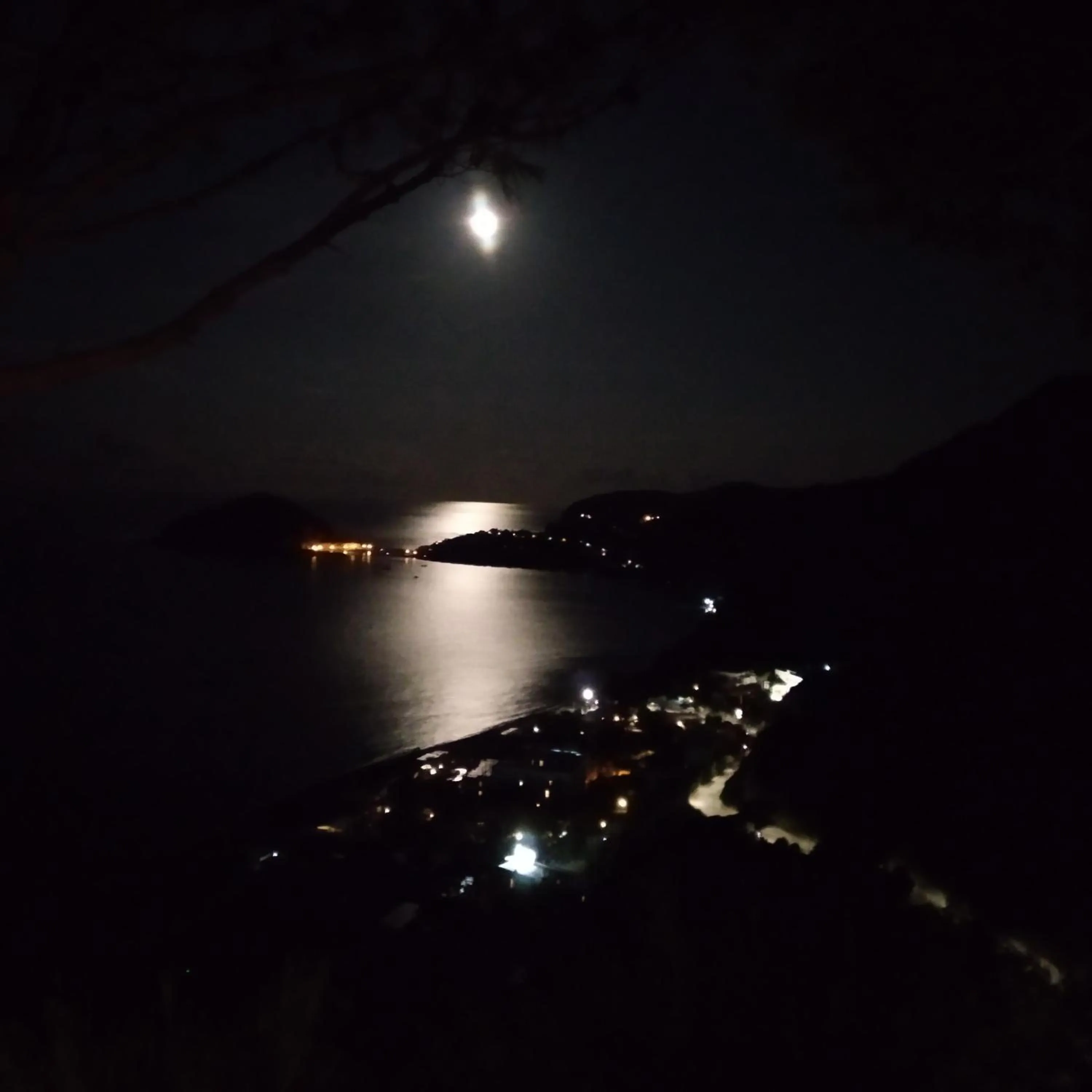 Night in Hotel Villa al Mare