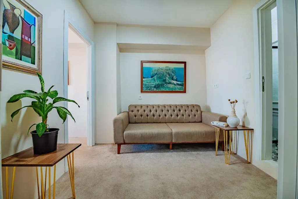 Living room in Ali Khan Hotel