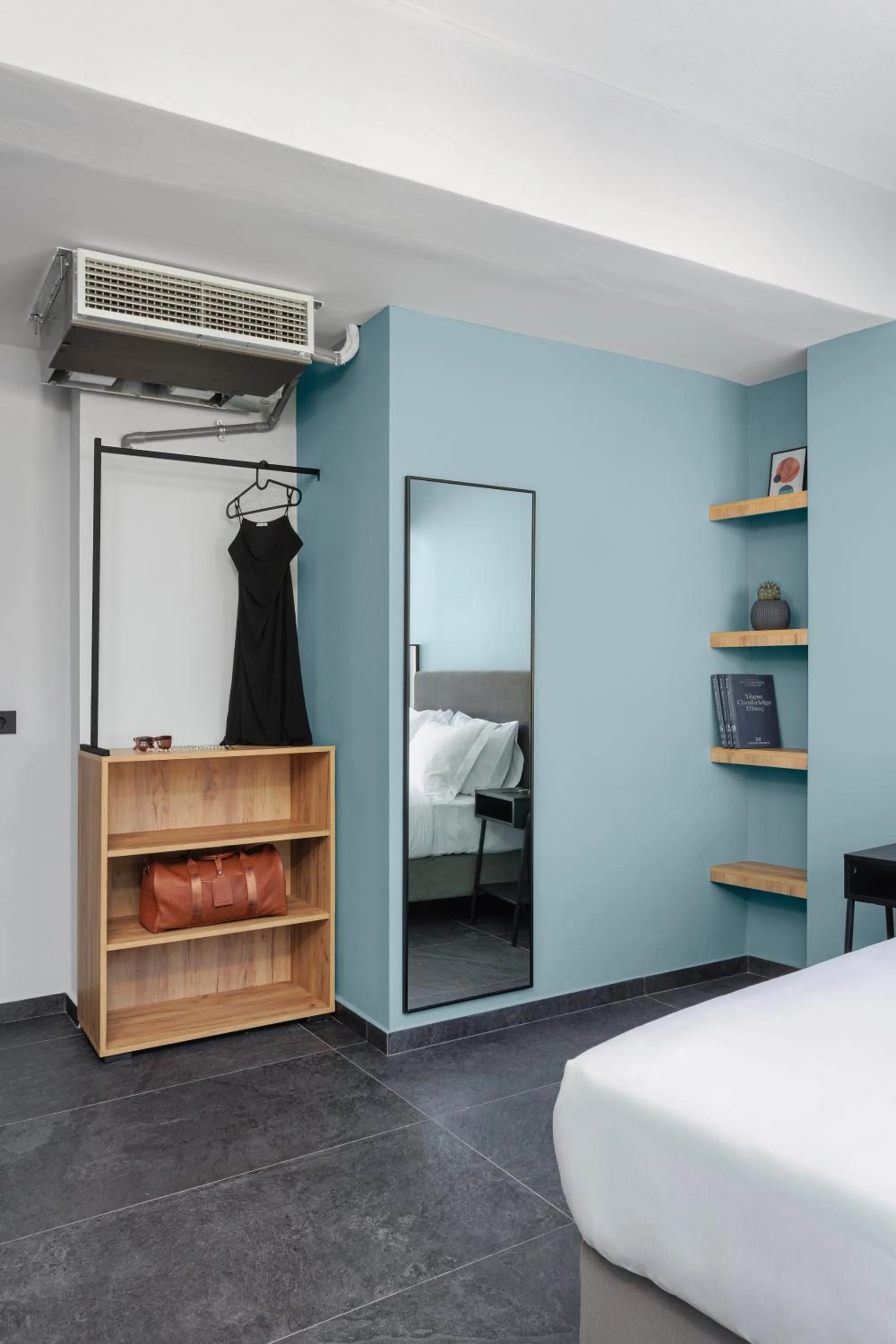 Photo of the whole room, Bed in THE URBANIST •inner city residences•