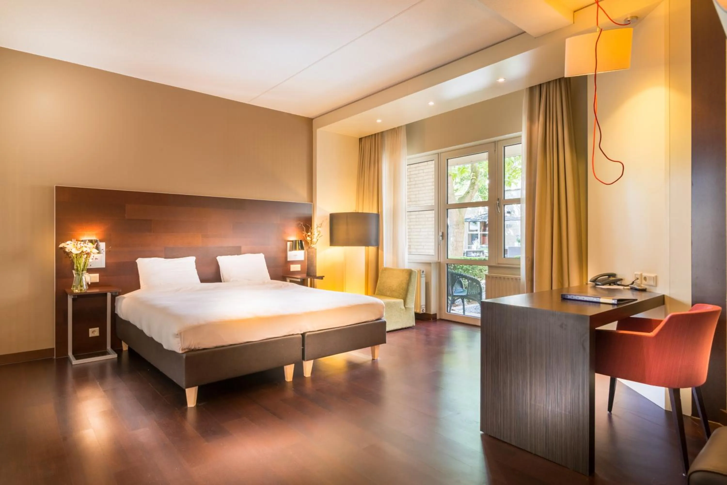 Bedroom, Bed in Golden Tulip Ampt van Nijkerk