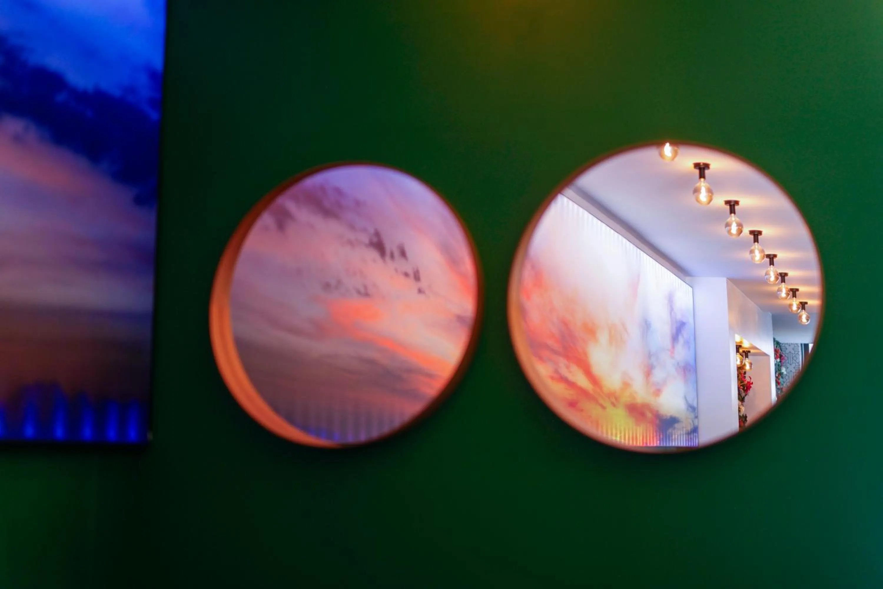 Restaurant/places to eat in Room's by Sleephotels