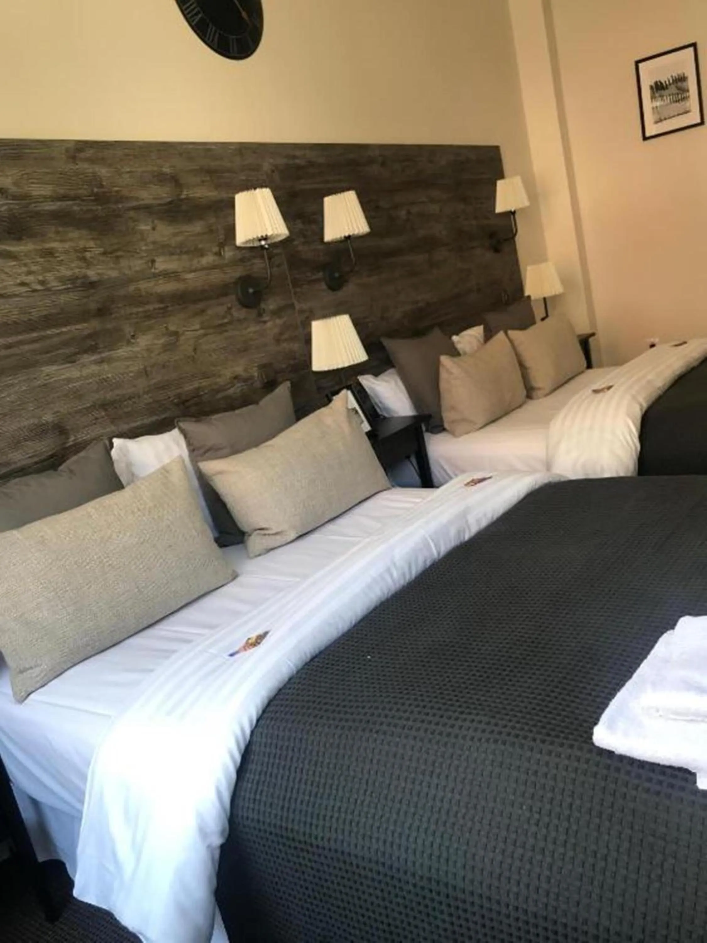 Photo of the whole room, Bed in Room's by Sleephotels