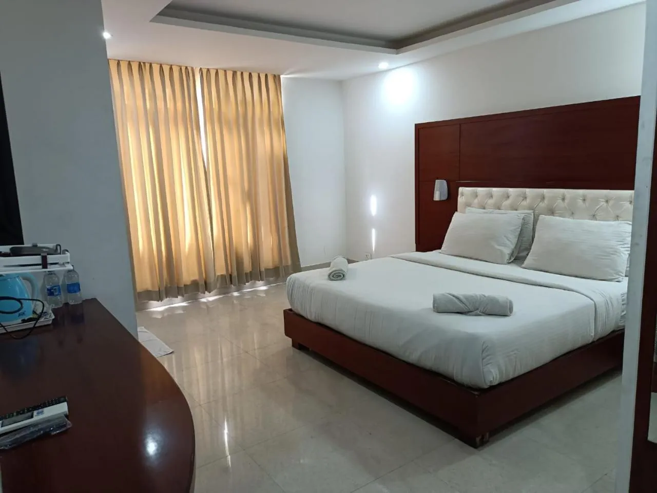 TV and multimedia, Bed in Hotel Autumn Crocus