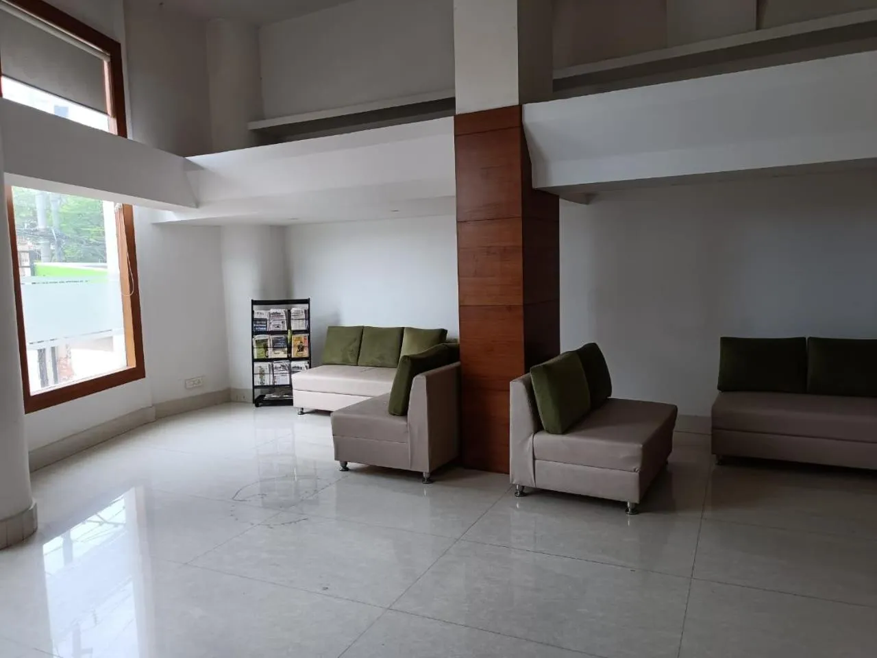 Seating area in Hotel Autumn Crocus