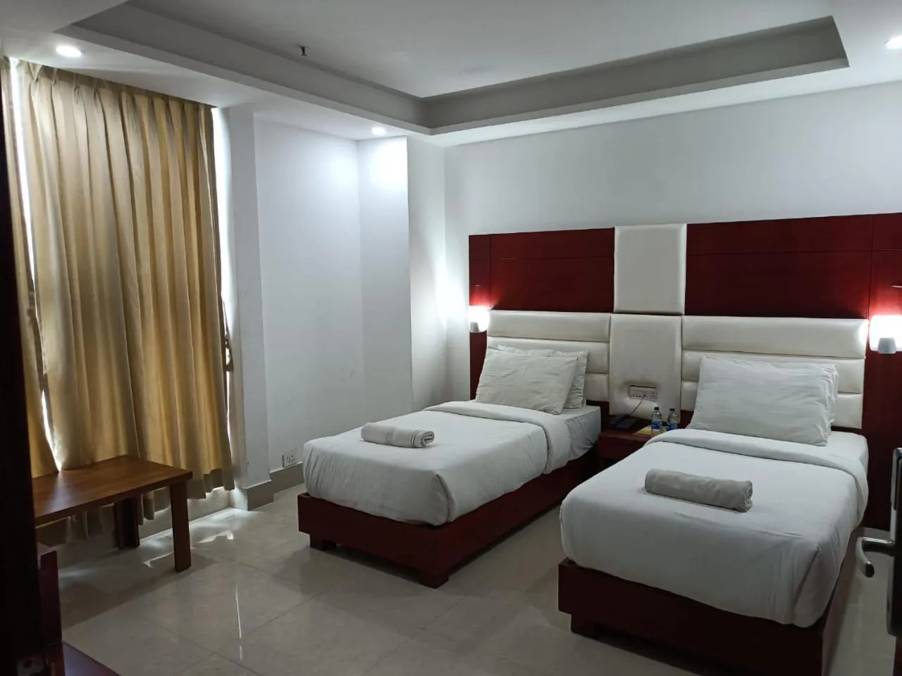 Bed in Hotel Autumn Crocus