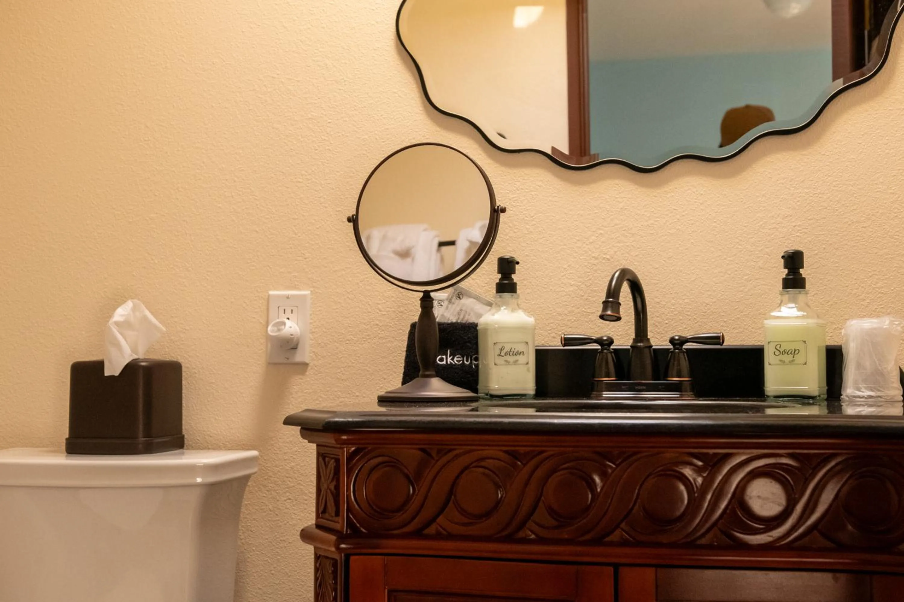 The Pearl Inn Bed and Breakfast