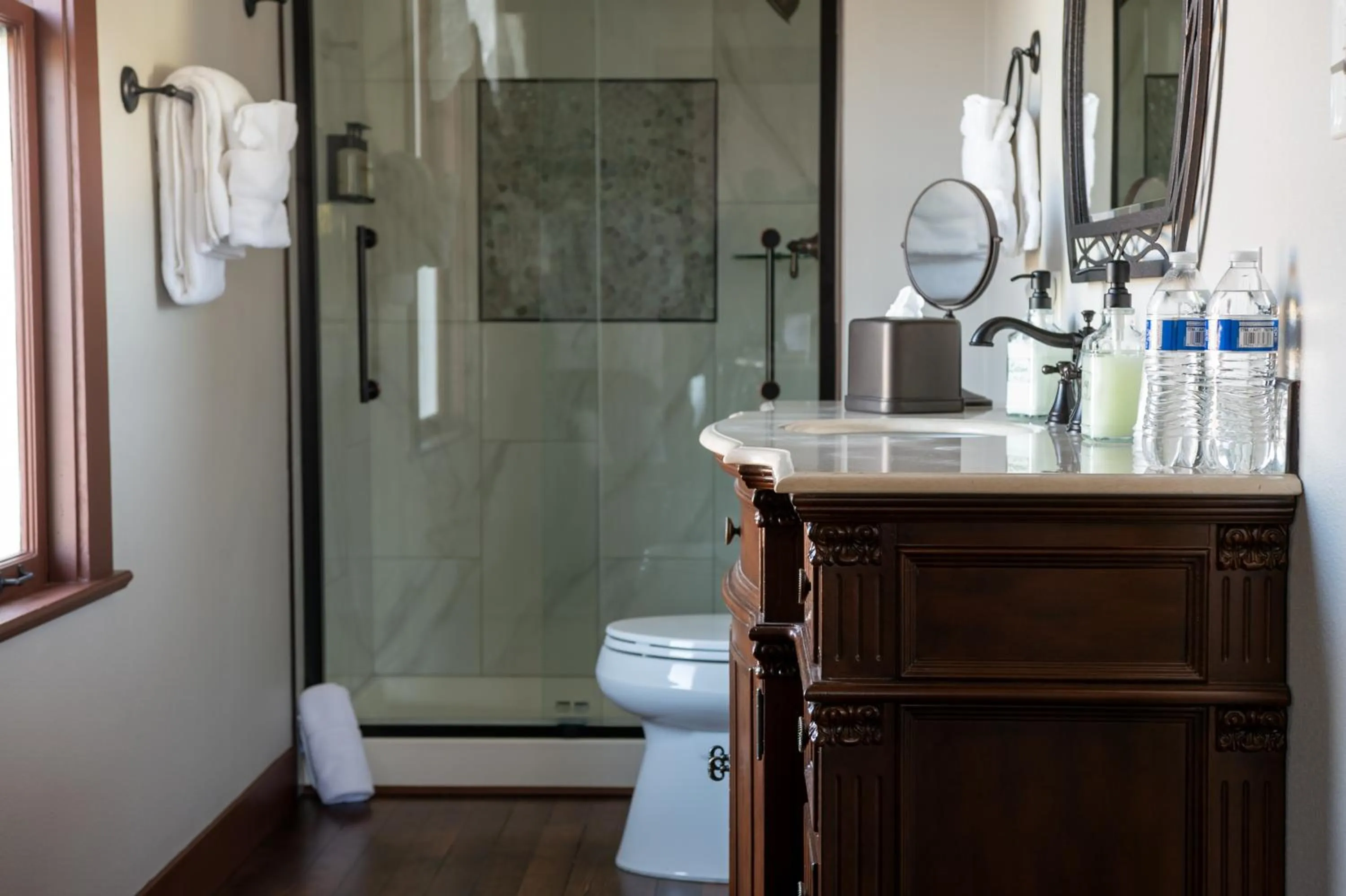 The Pearl Inn Bed and Breakfast