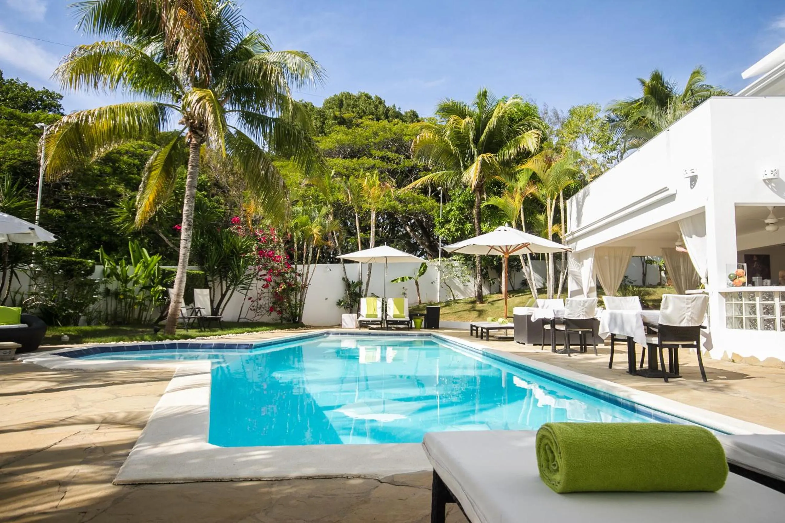 Swimming pool in Casa Veintiuno