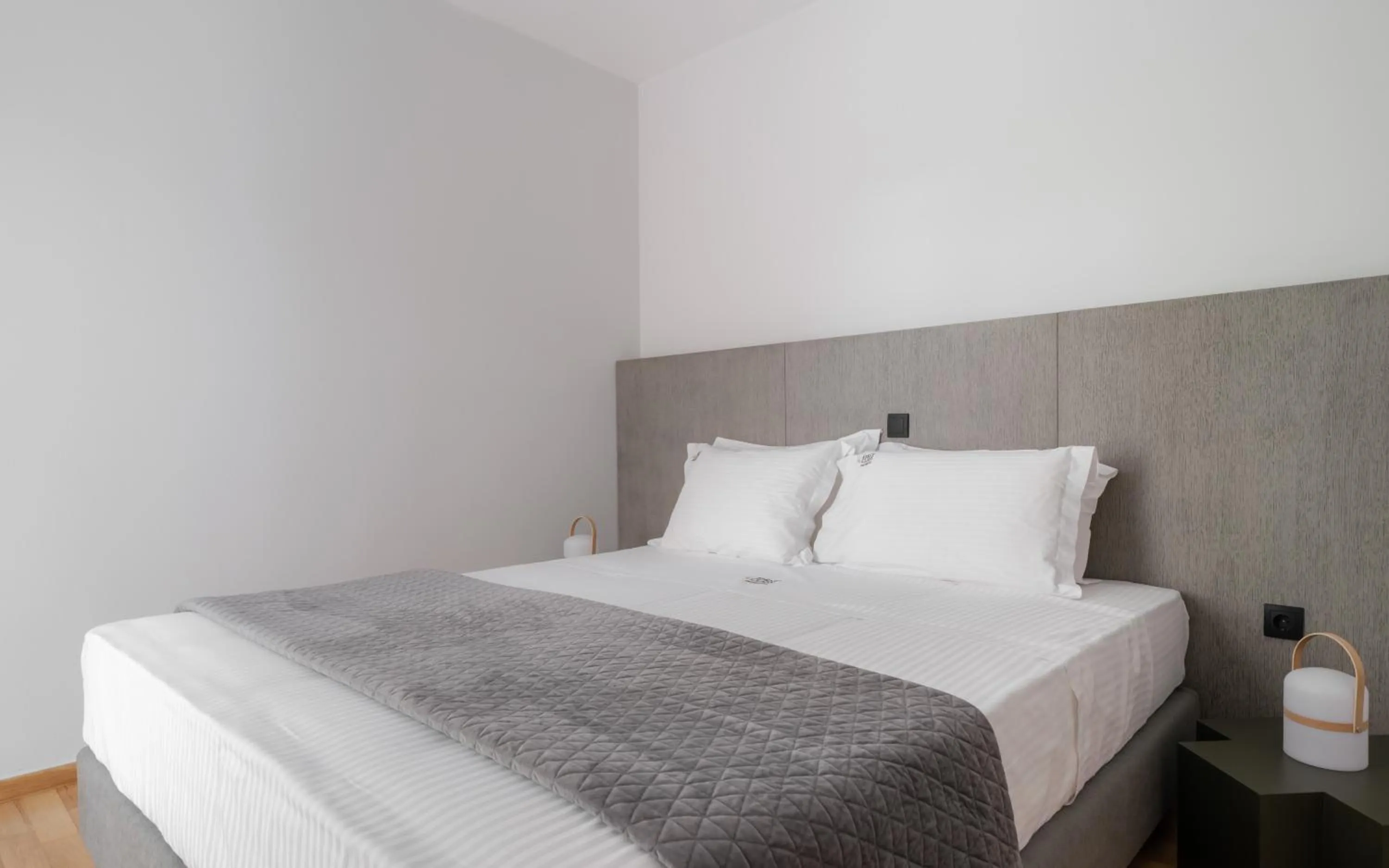 Bed in Varkiza Sea Front Residence by First Class Properties