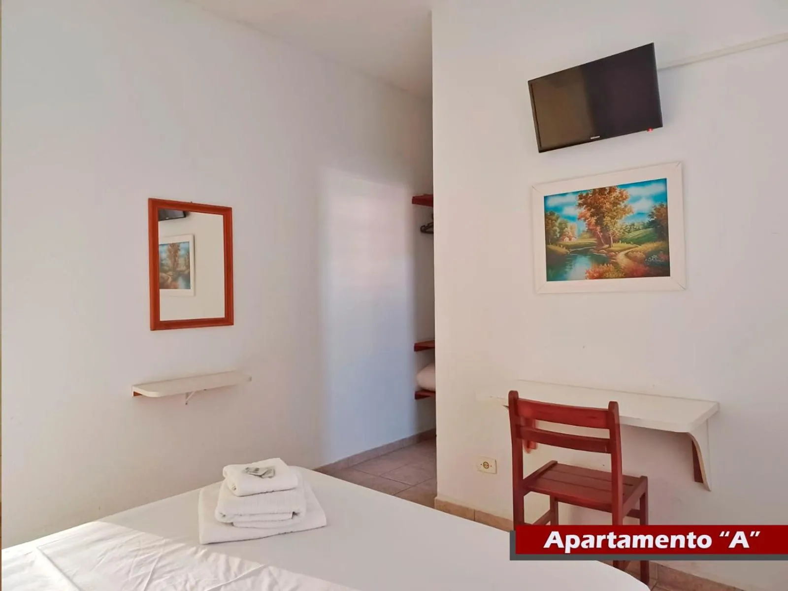 Bedroom, Bed in Rial Hotel