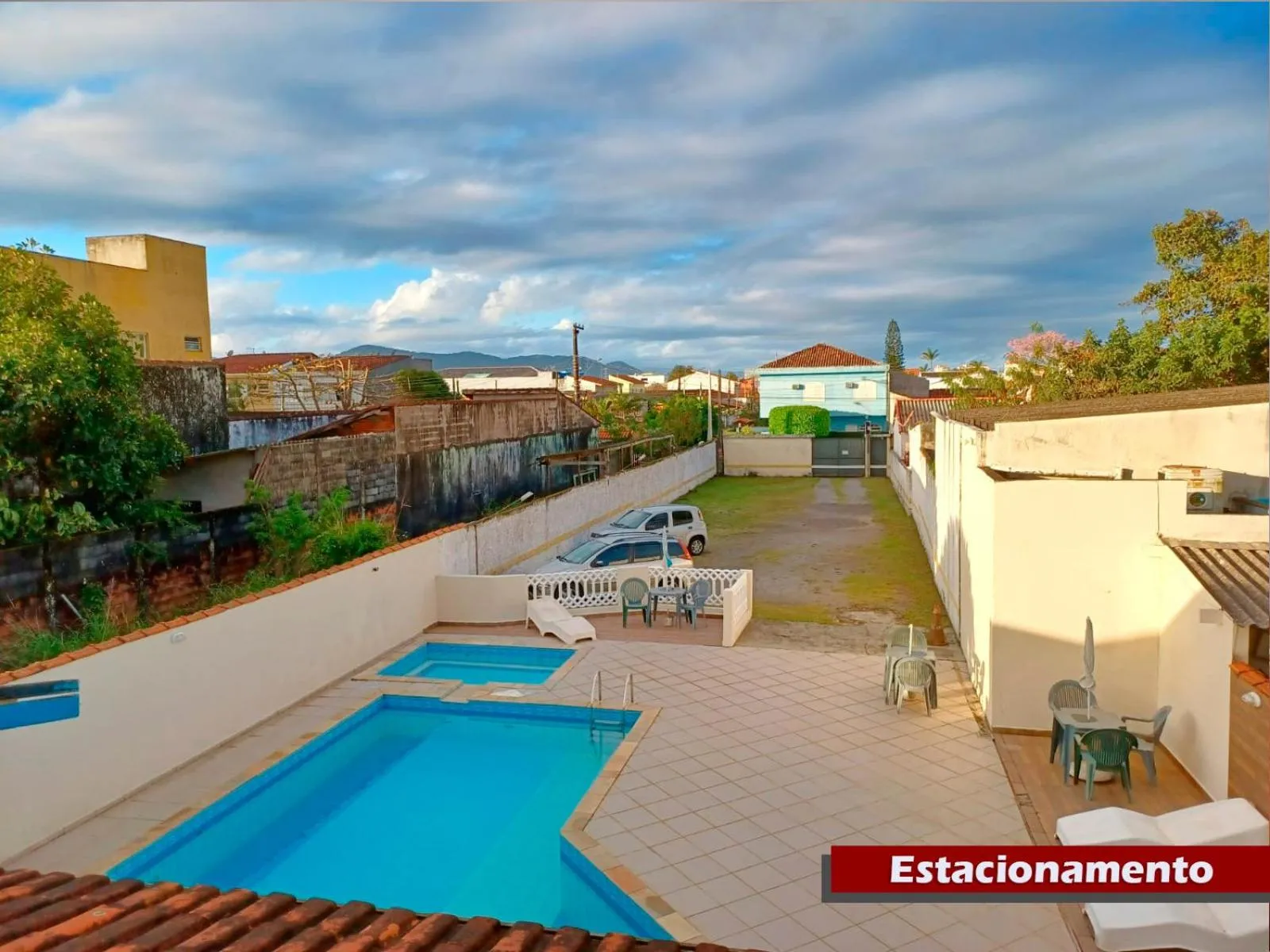 Pool view in Rial Hotel