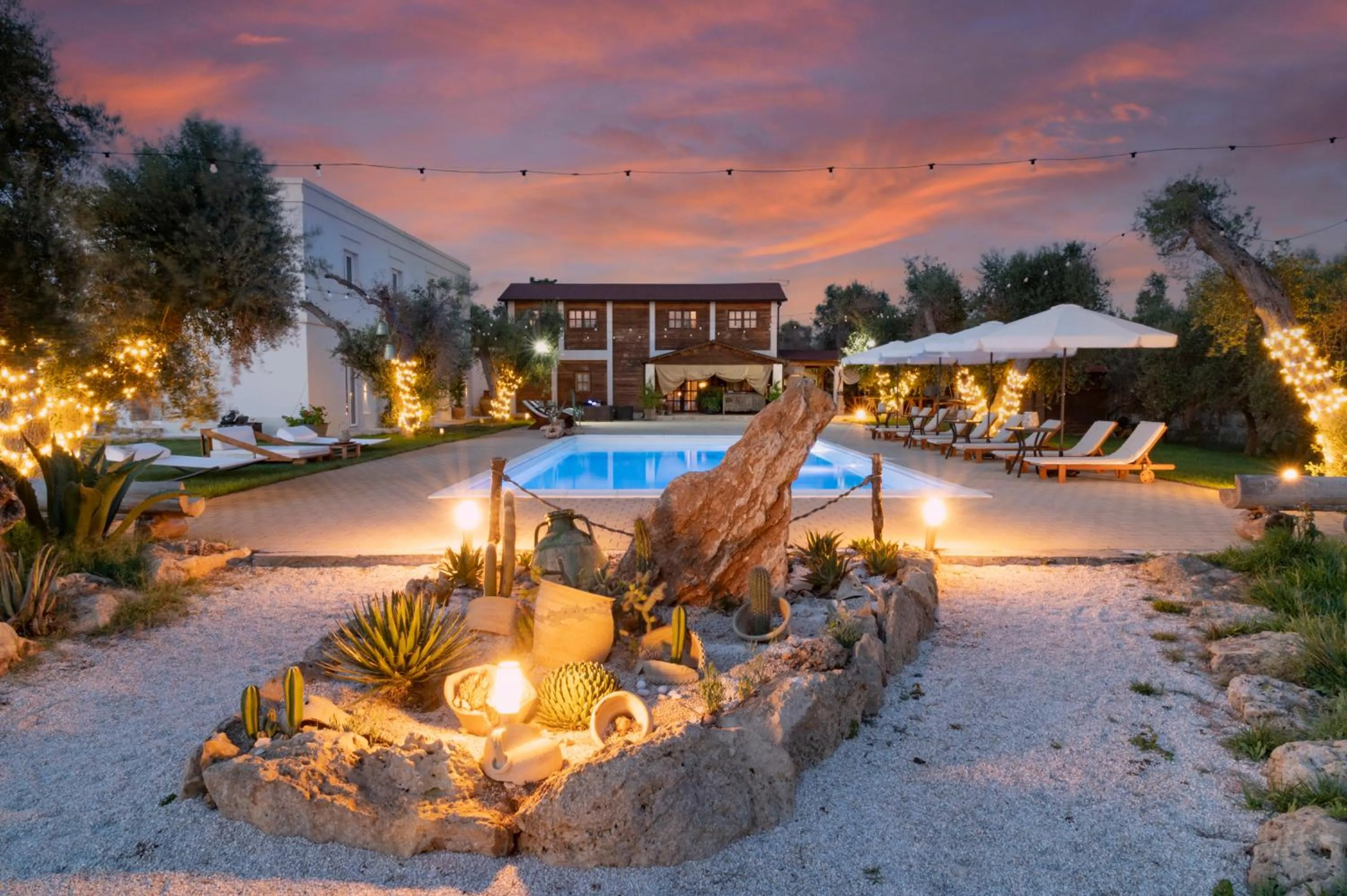 Property building in Li Canali Reali