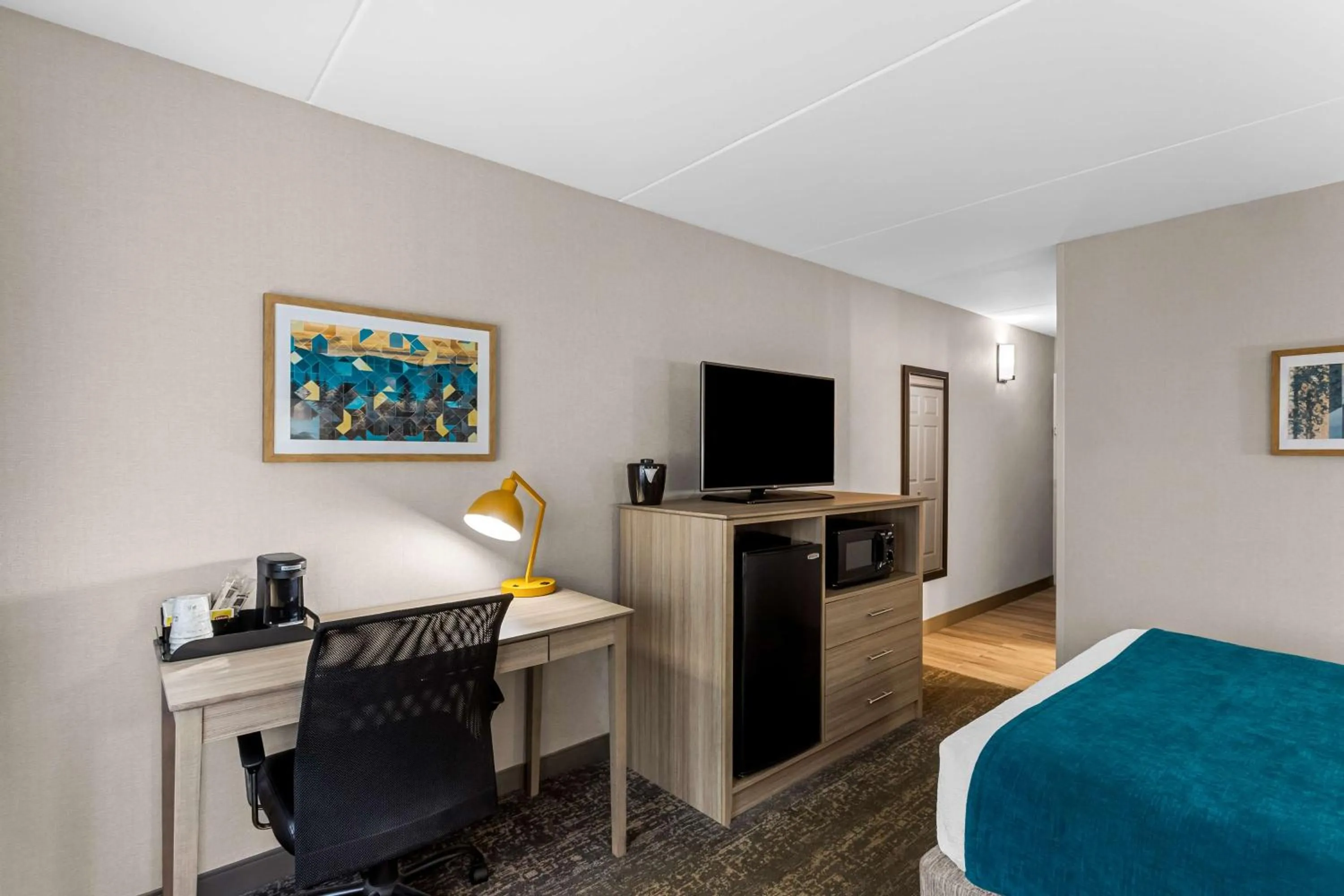 Bedroom, Bed in Best Western West Lebanon-Hanover