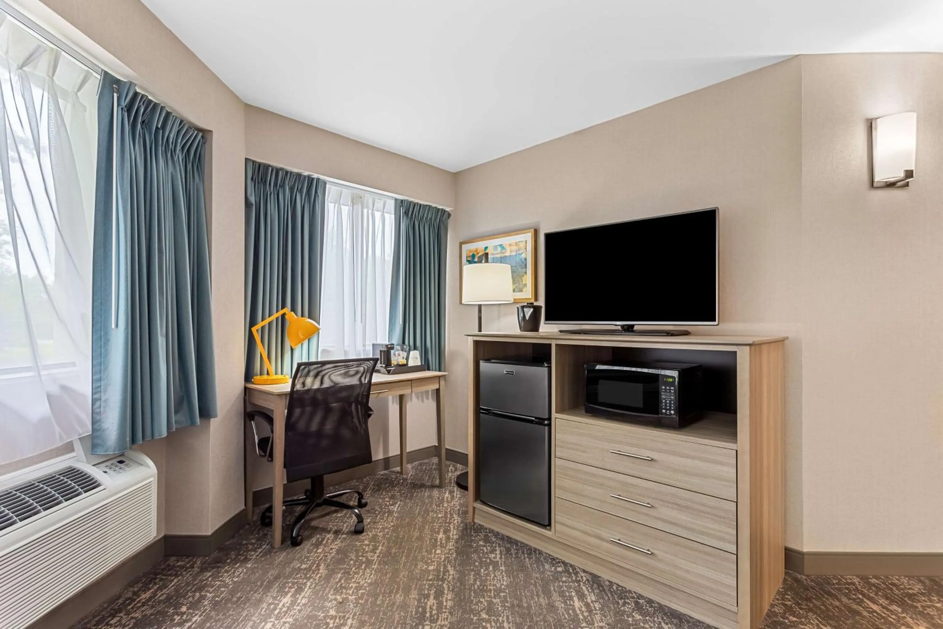 Bedroom in Best Western West Lebanon-Hanover