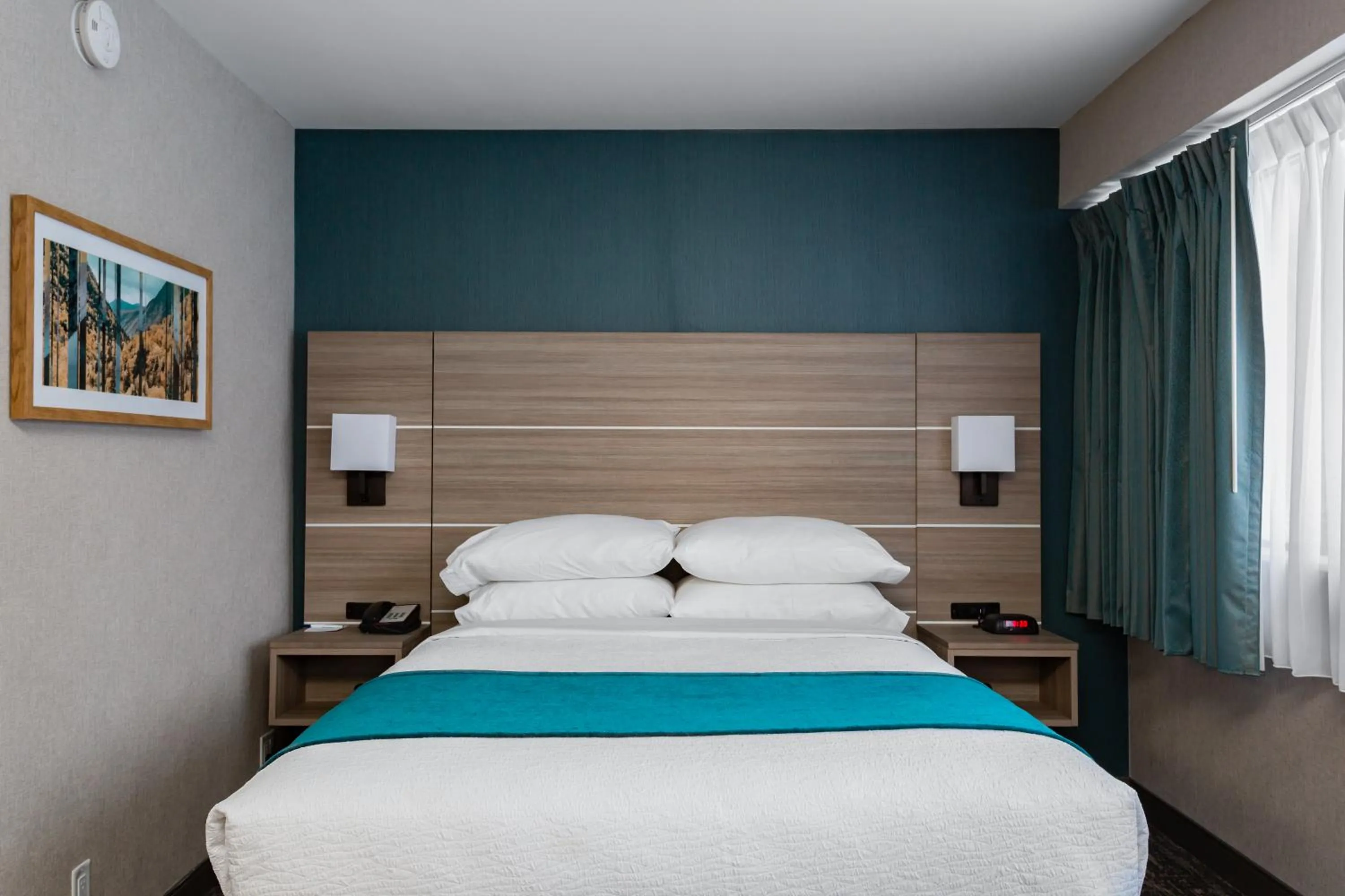 Photo of the whole room, Bed in Best Western West Lebanon-Hanover