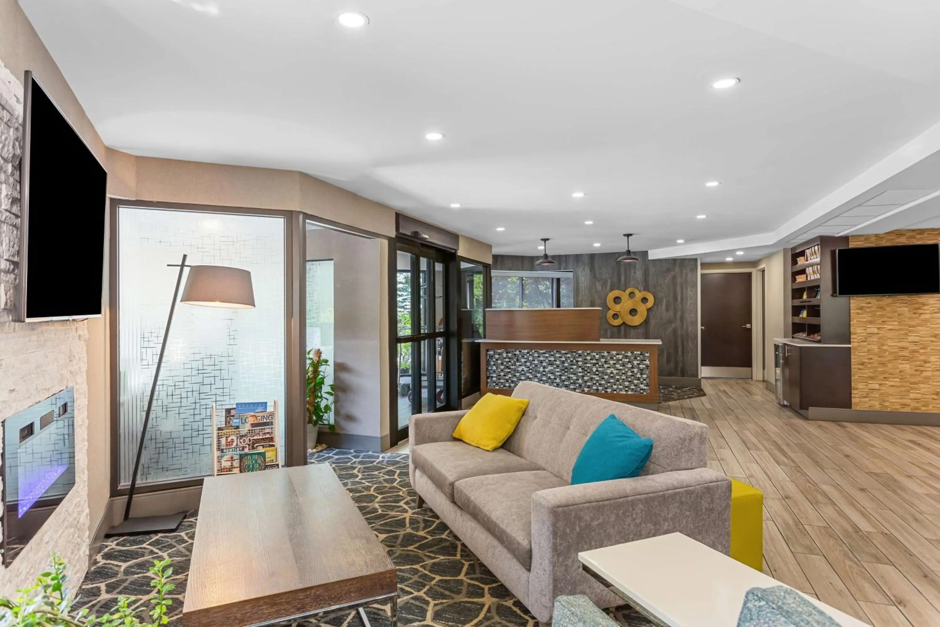 Lobby or reception in Best Western West Lebanon-Hanover