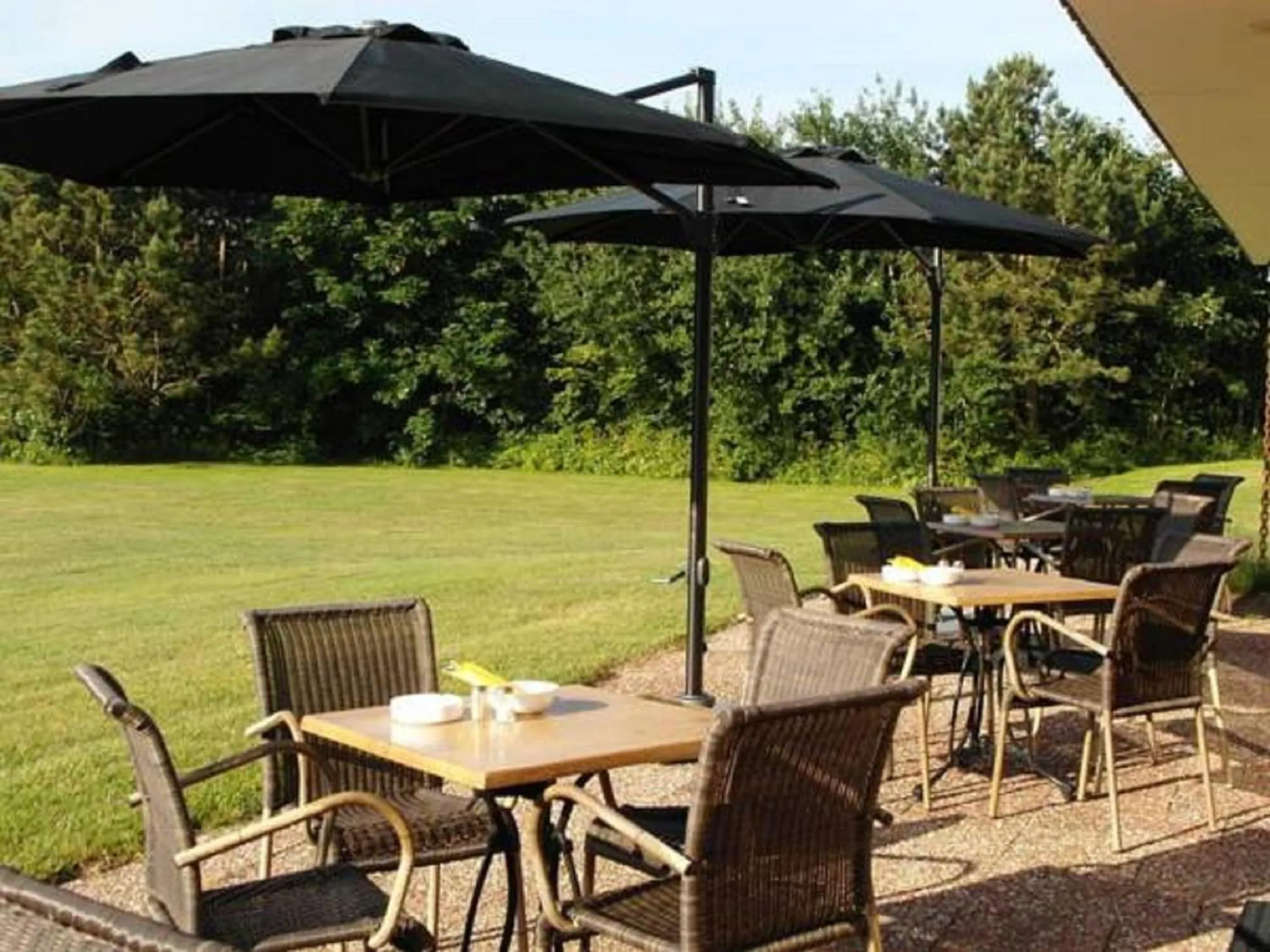 Patio in Strandhotel de Horn