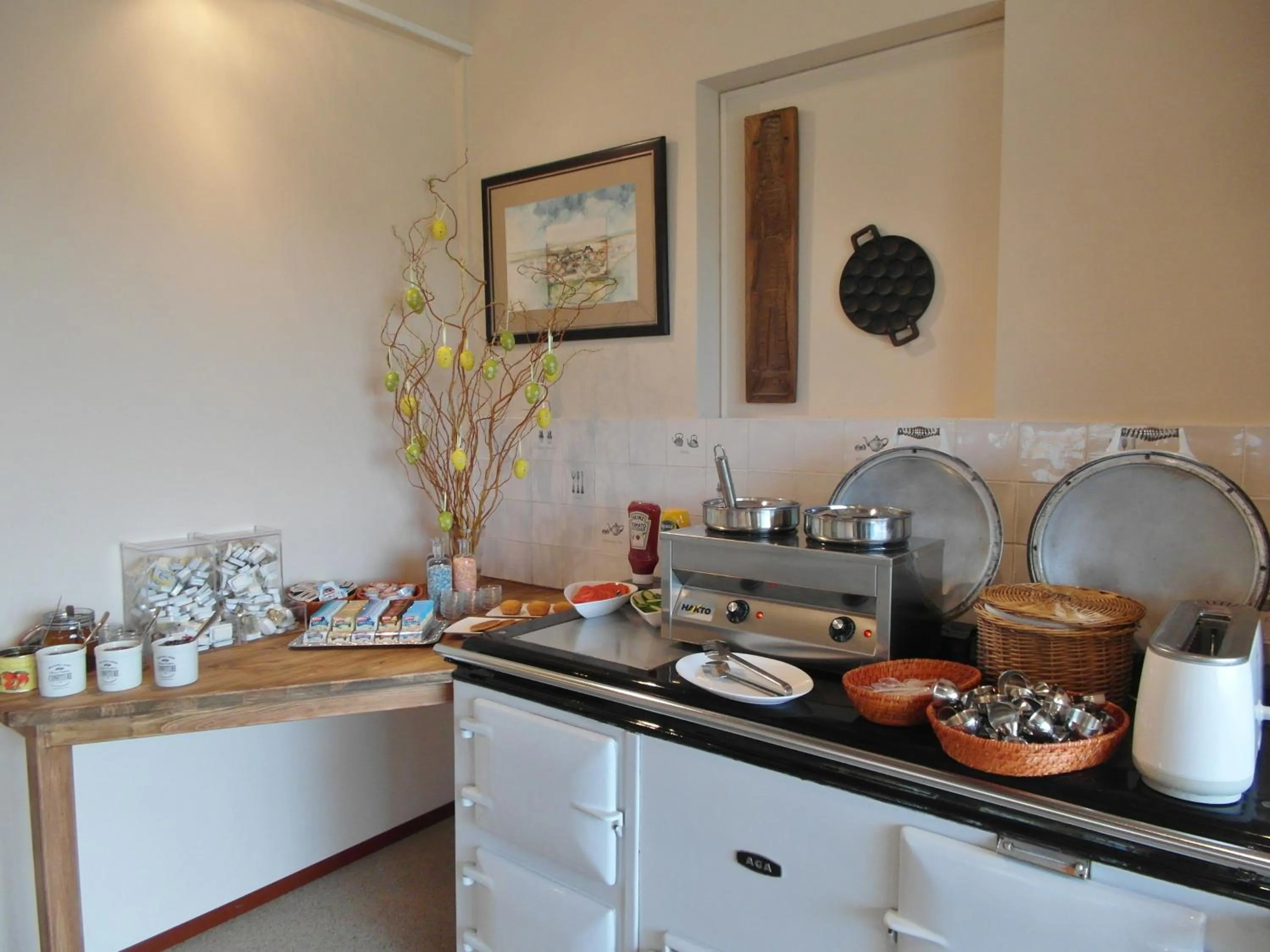 Buffet breakfast in Strandhotel de Horn