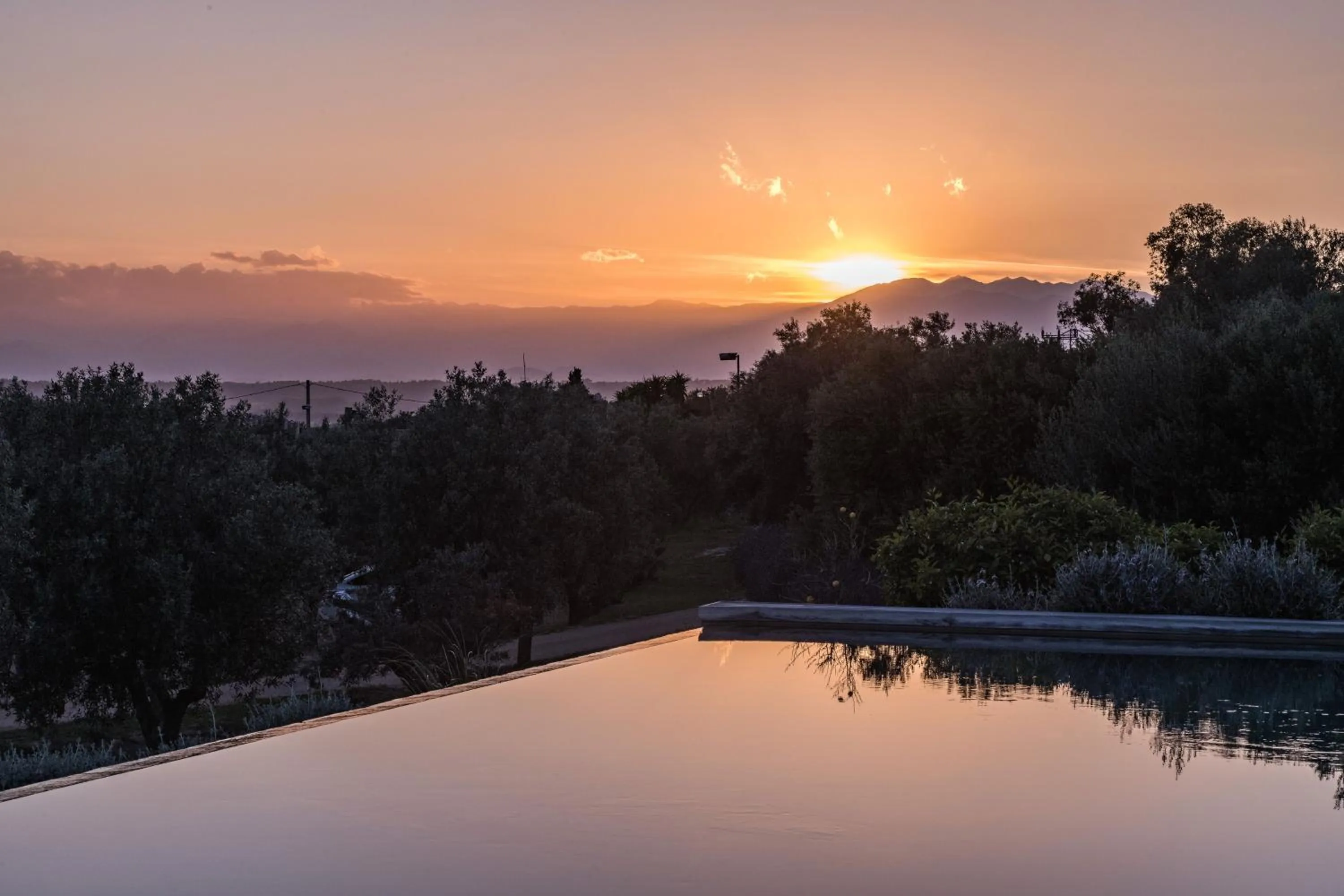 Swimming pool in Hotel Mas Lazuli by Fimedhotels