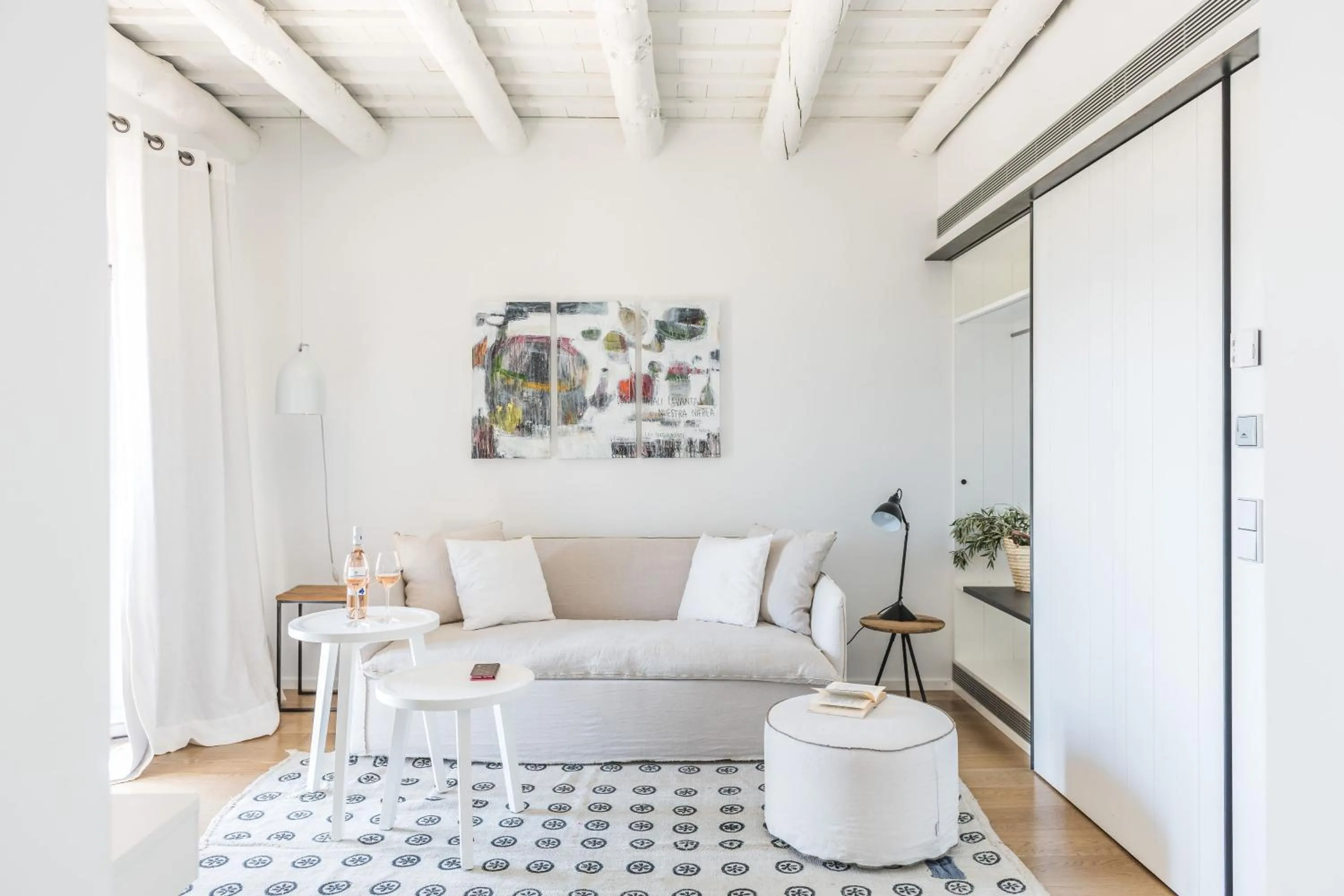 Living room in Hotel Mas Lazuli by Fimedhotels