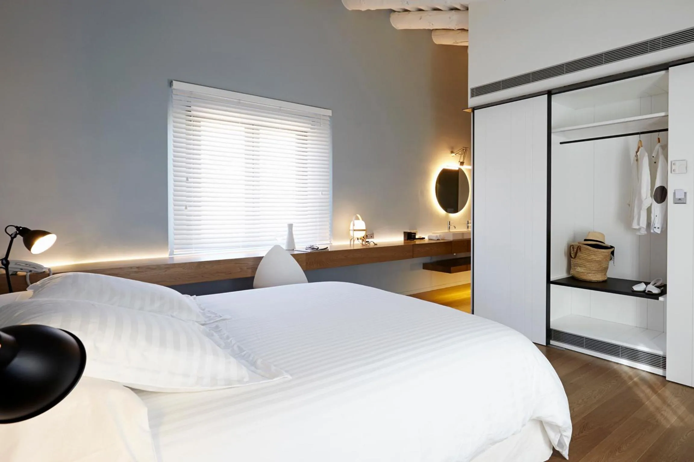 Bedroom, Bed in Hotel Mas Lazuli by Fimedhotels