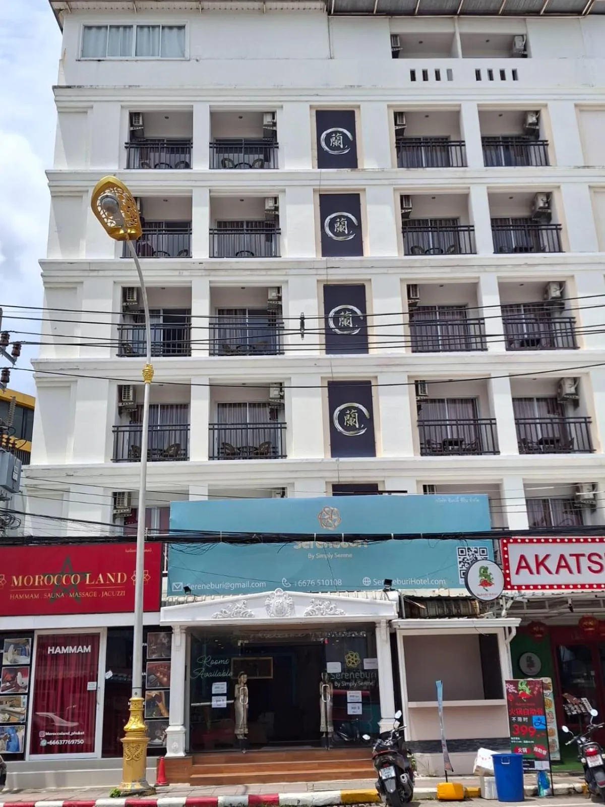 Property building in Sereneburi Patong Residence