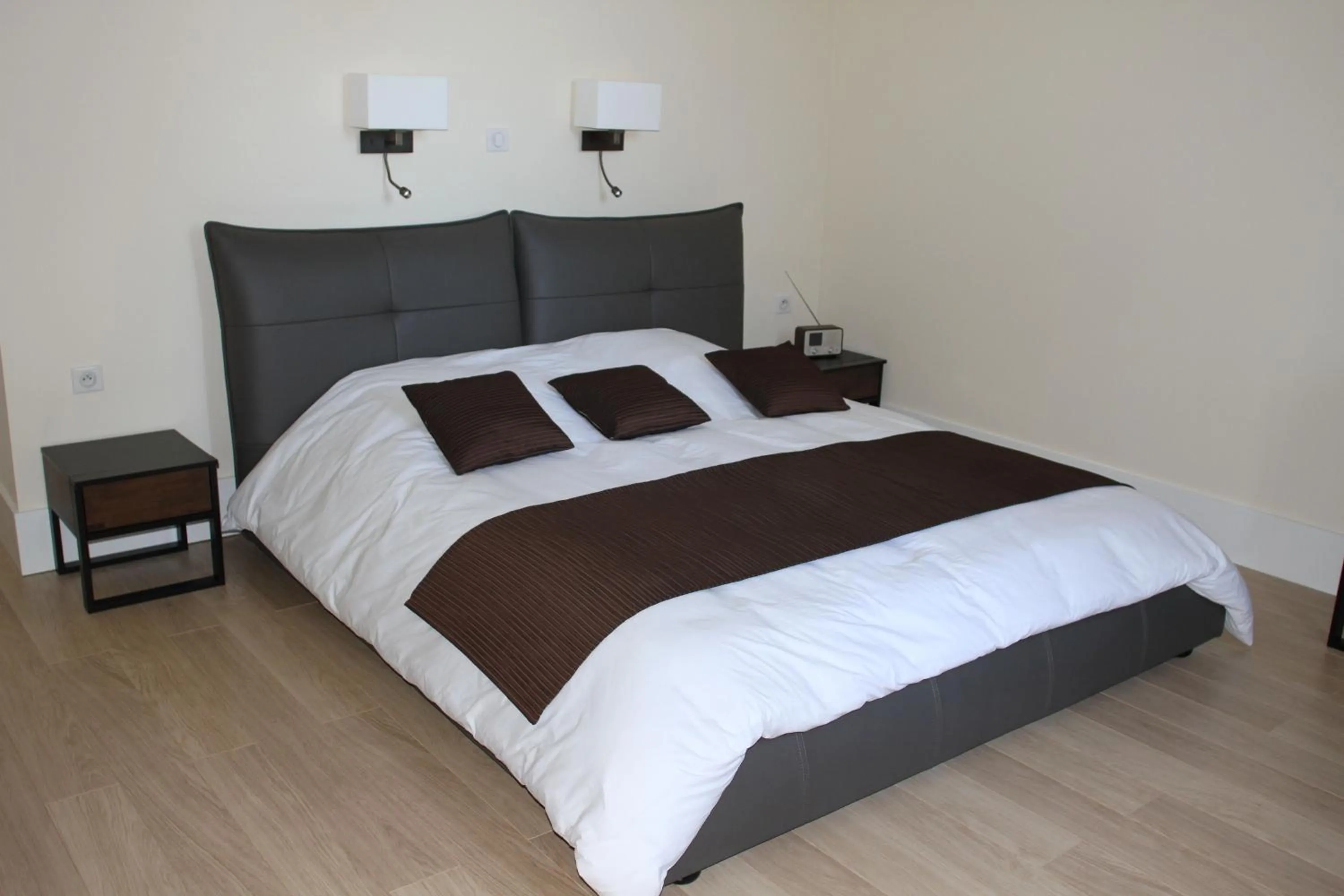 Bed in Château de la Folie