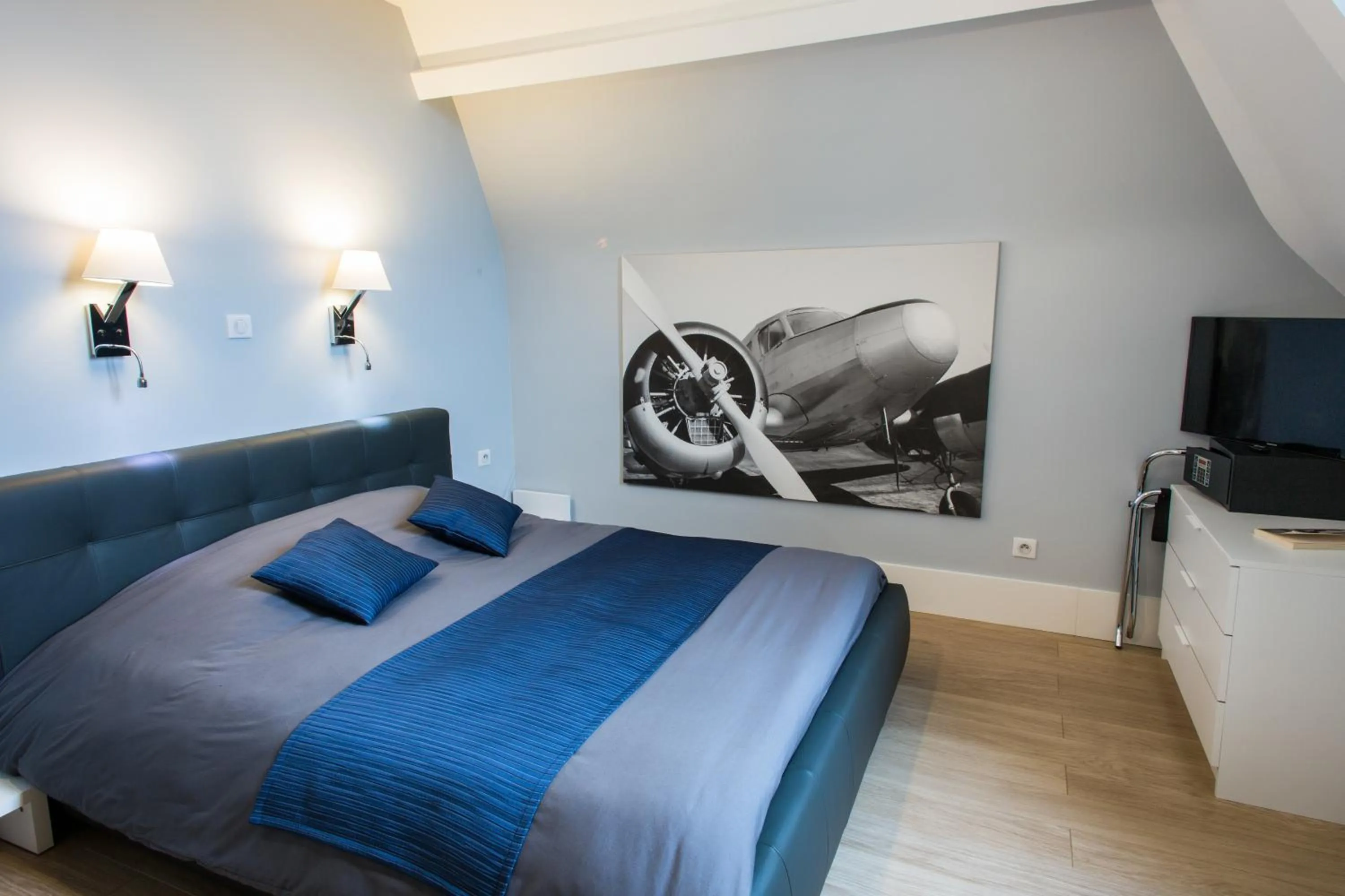 Photo of the whole room in Château de la Folie