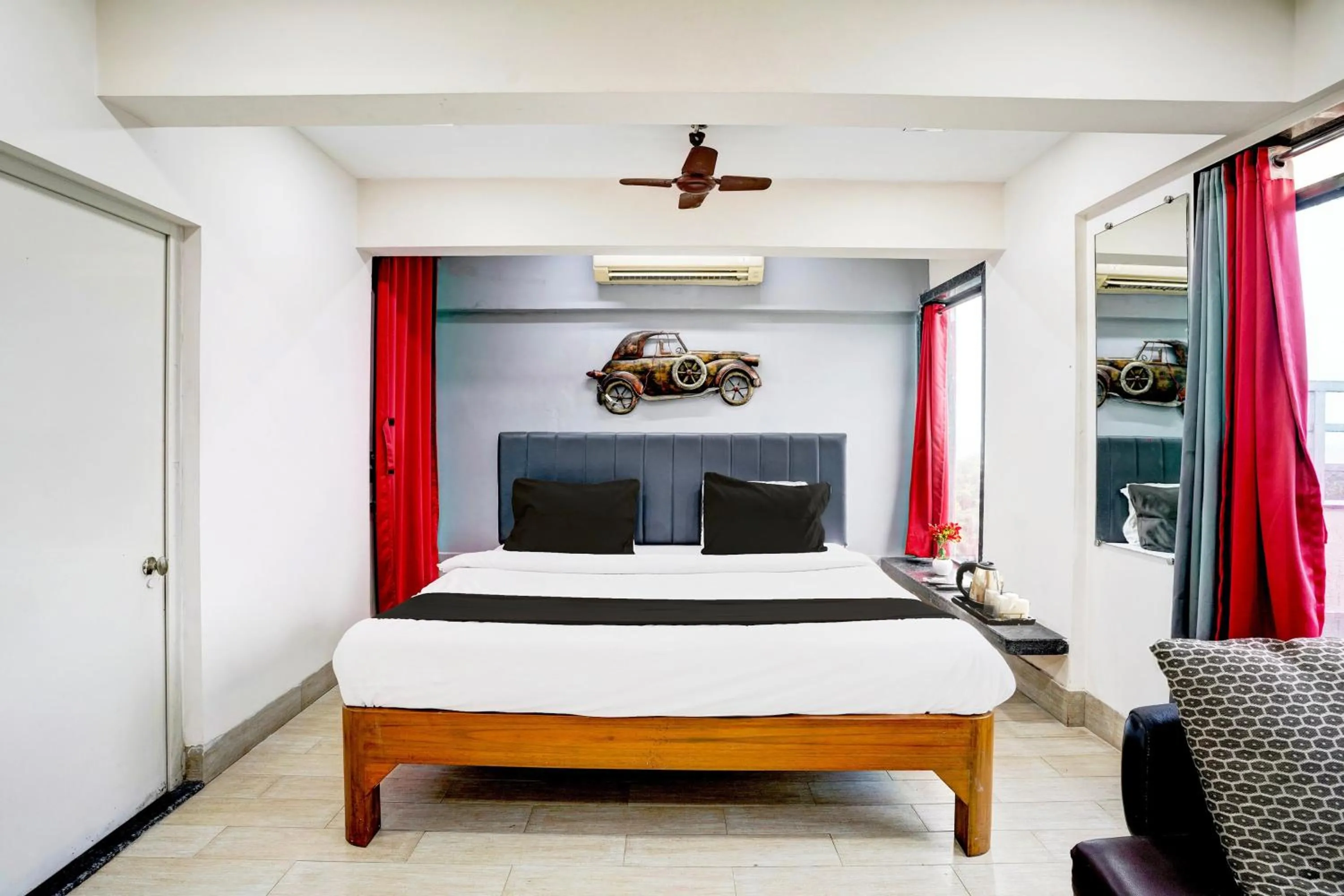 Bedroom, Bed in Super Hotel O Seawoods Near Palm Beach Road Formerly Sai Roop