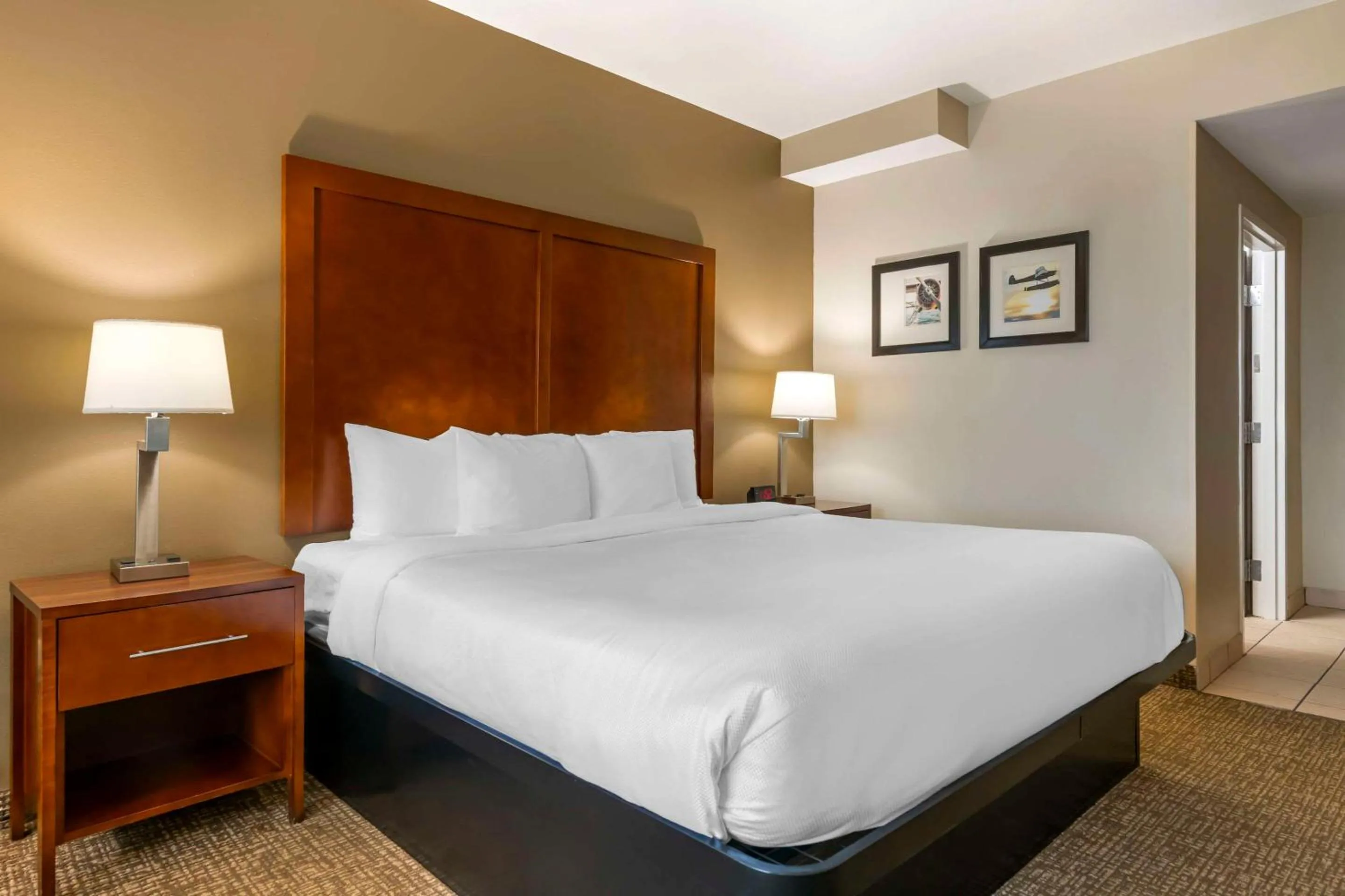 Bedroom, Bed in Comfort Inn & Suites Tavares North