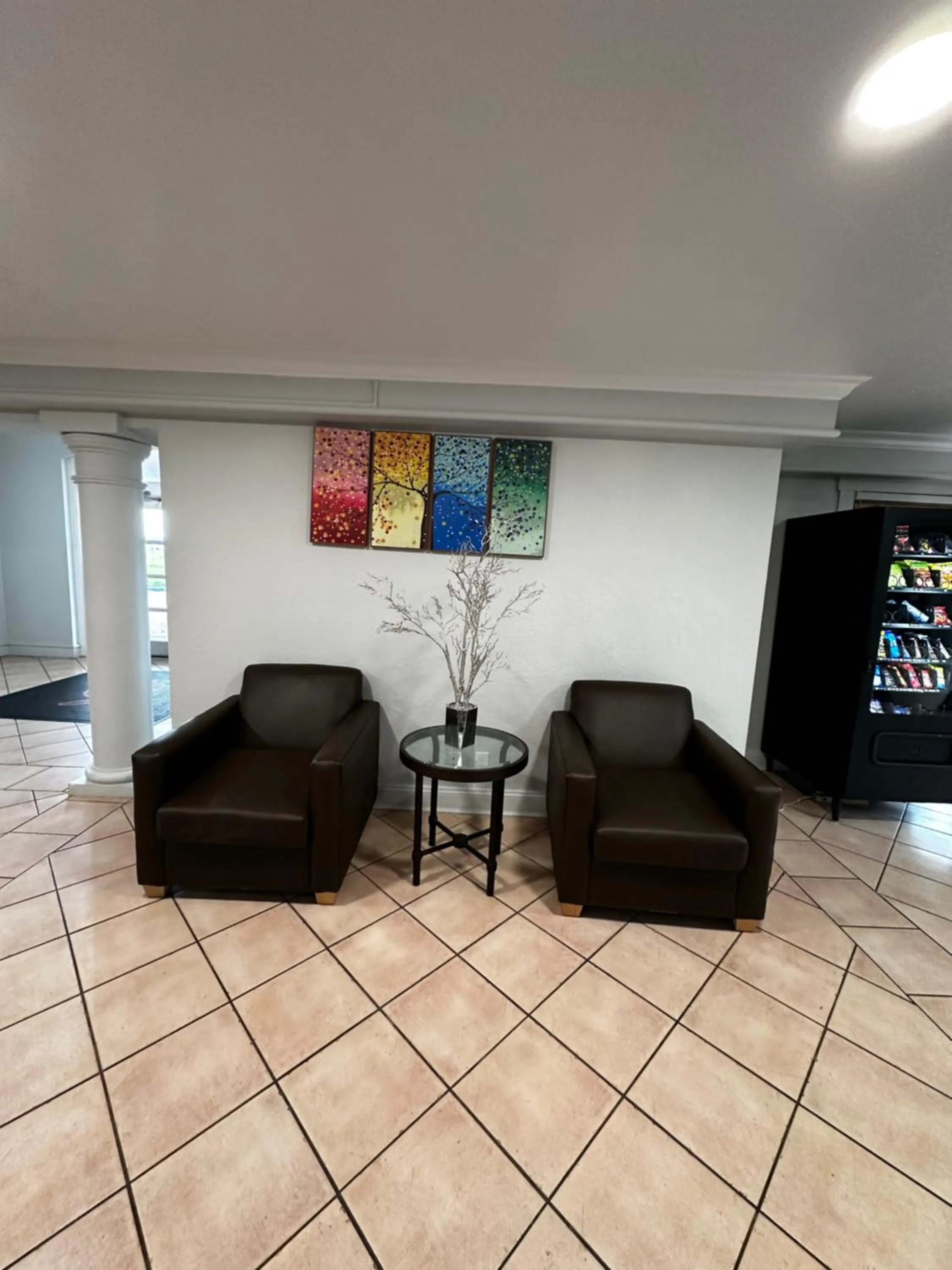 Lobby or reception in Motel 6-Hazelwood, MO