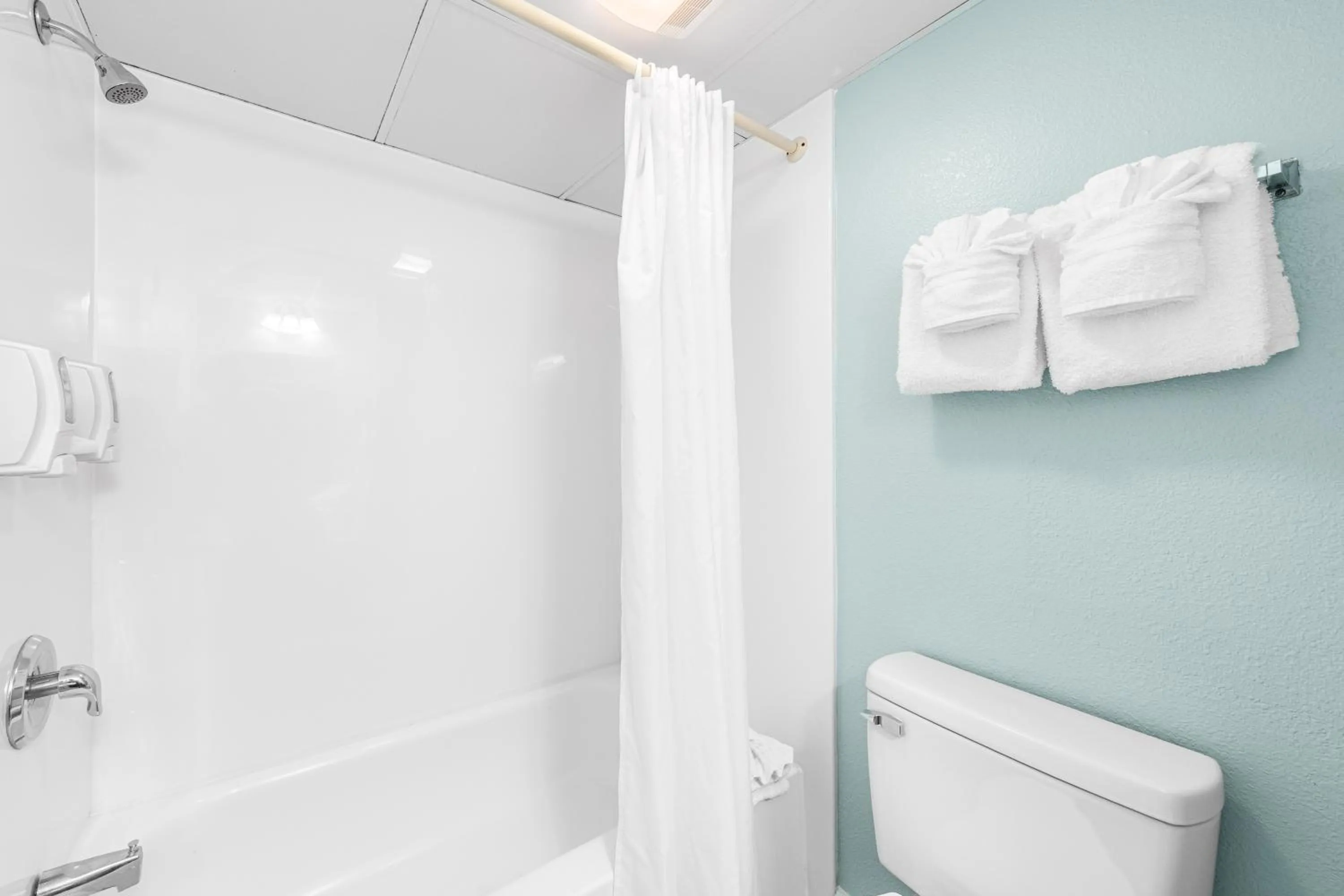 Bathroom in Boardwalk Beach Hotel