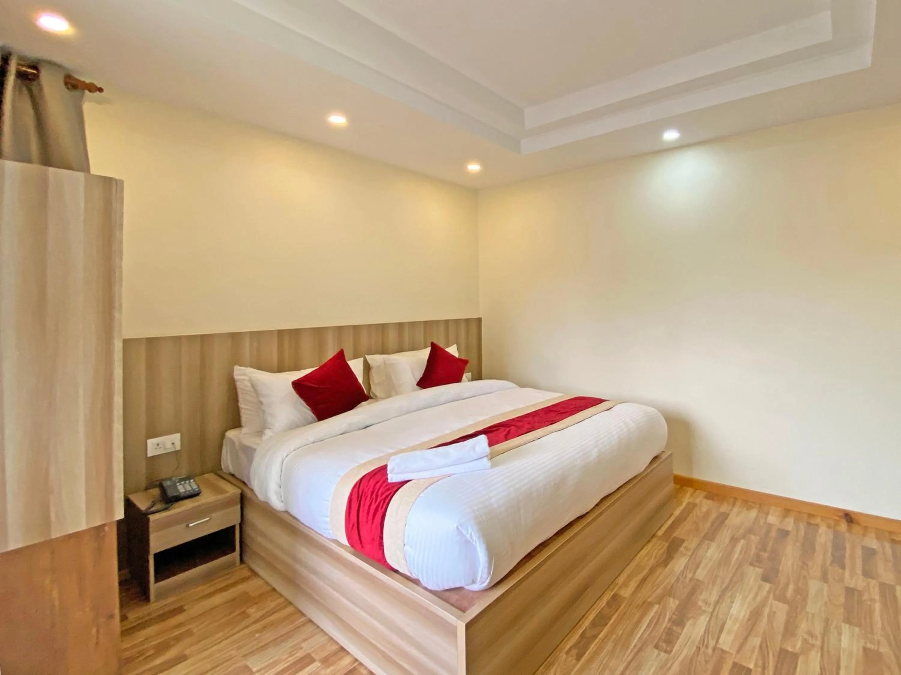 Bed in Hotel Royal Emperor