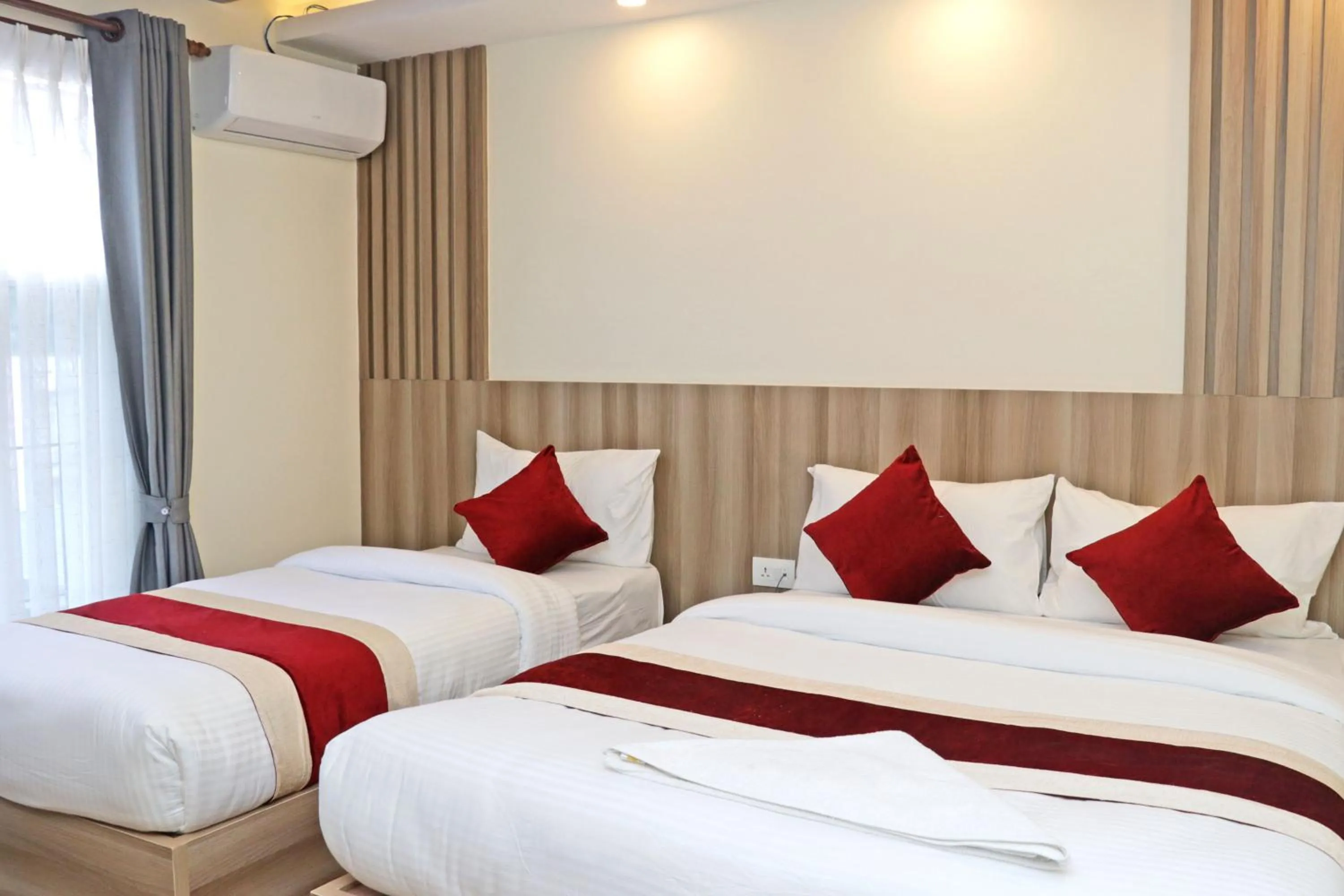 Bed in Hotel Royal Emperor