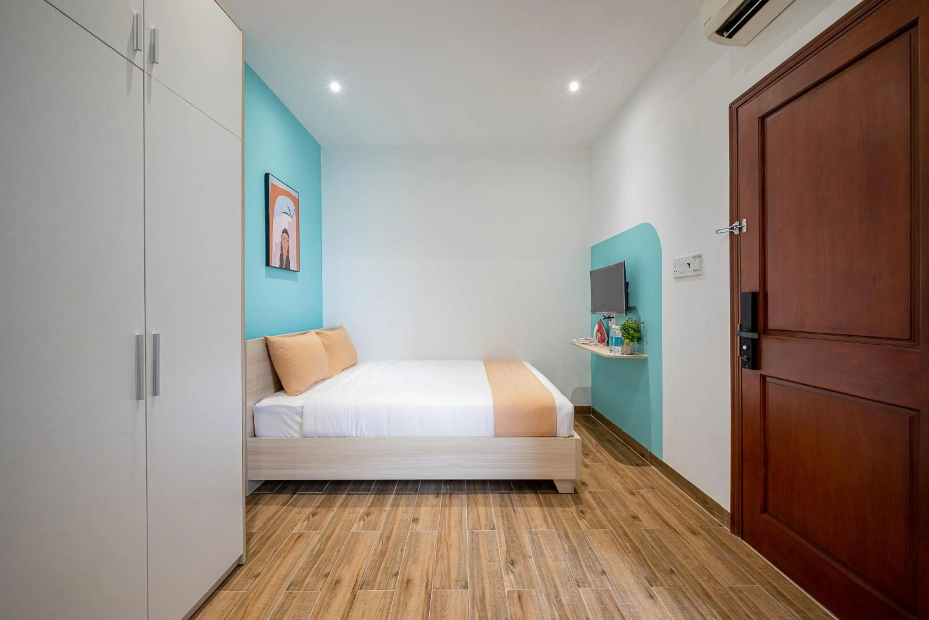 Bed in DreamHome - Sunset