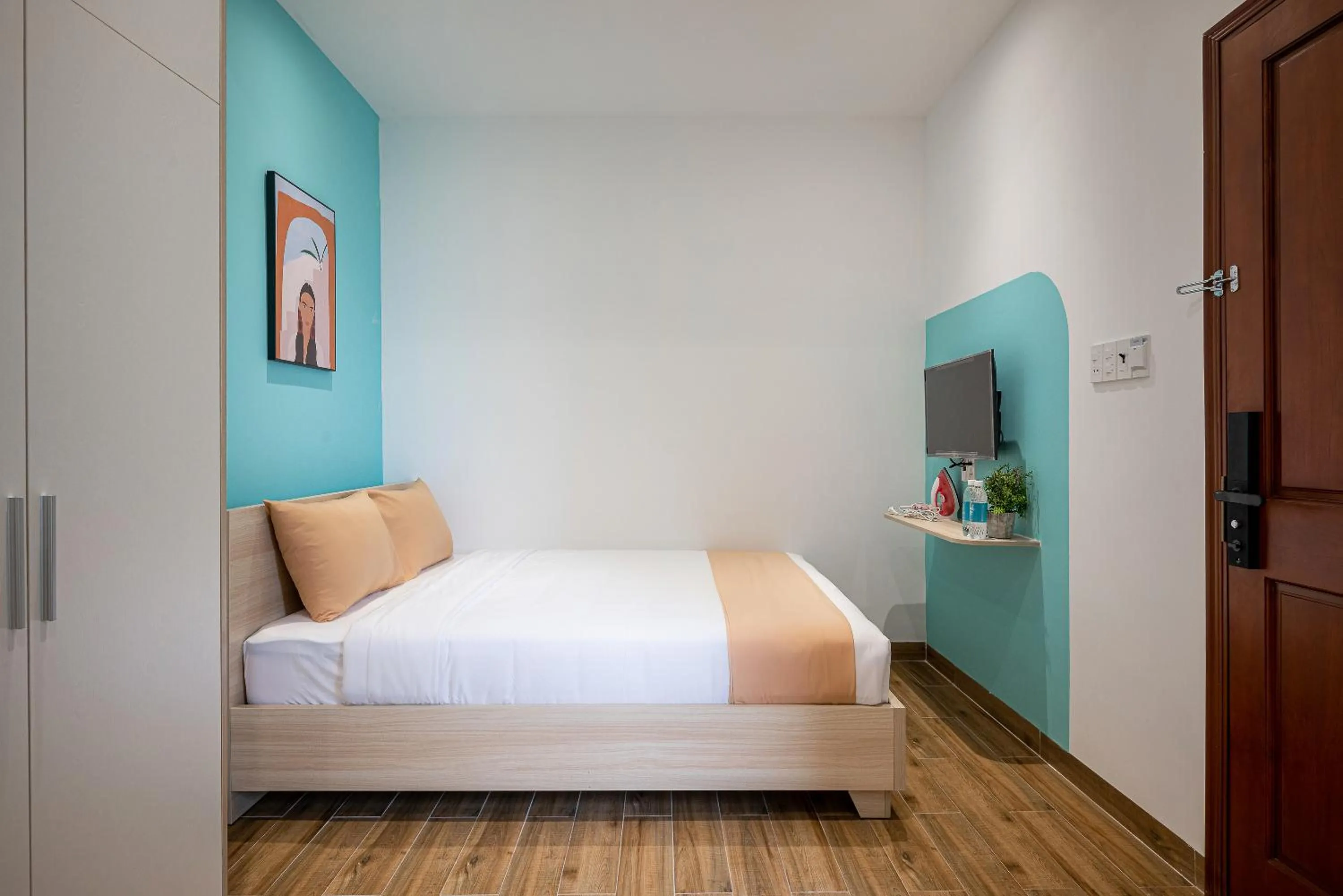 Bed in DreamHome - Sunset