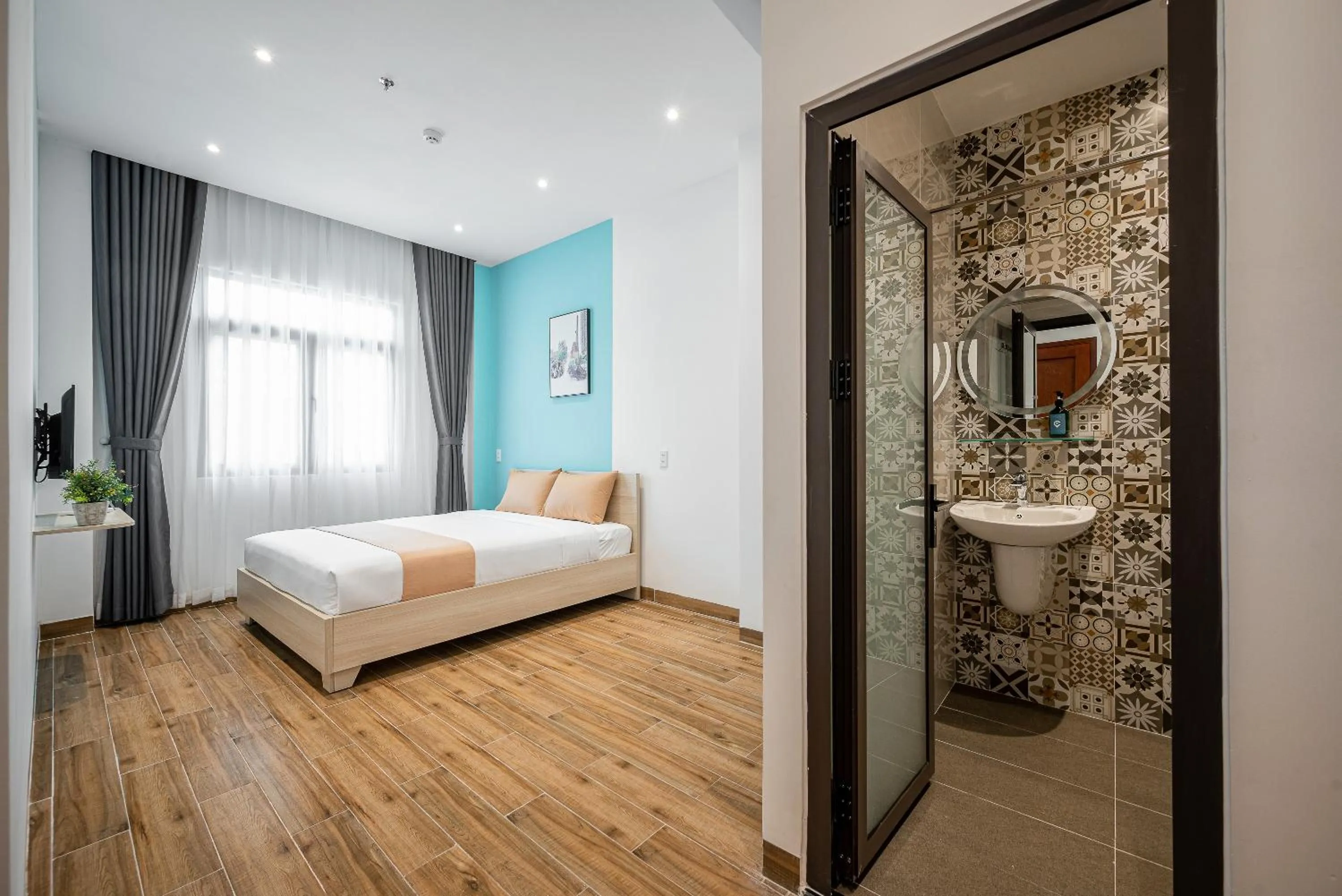 Toilet, Bed in DreamHome - Sunset