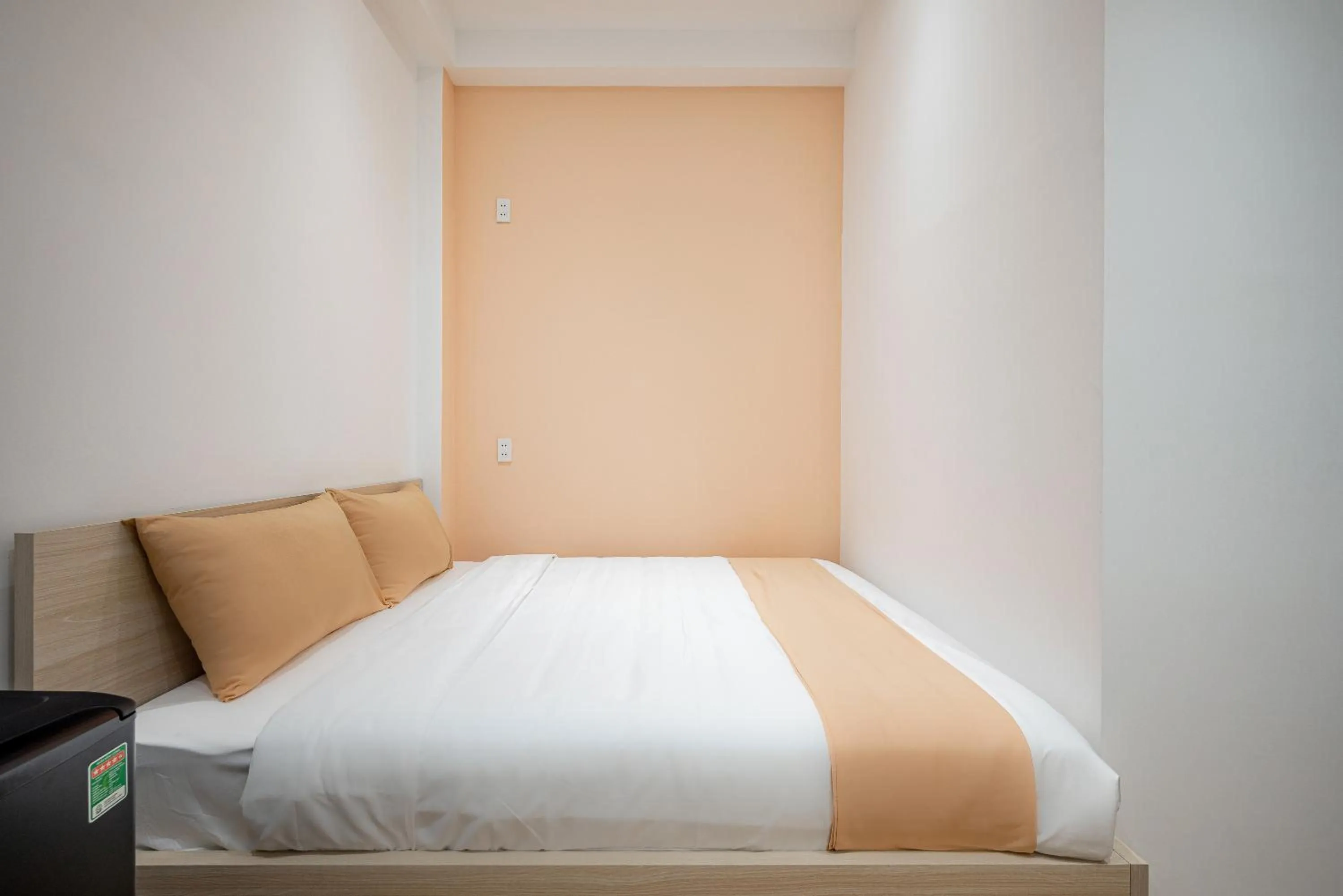 Bed in DreamHome - Sunset