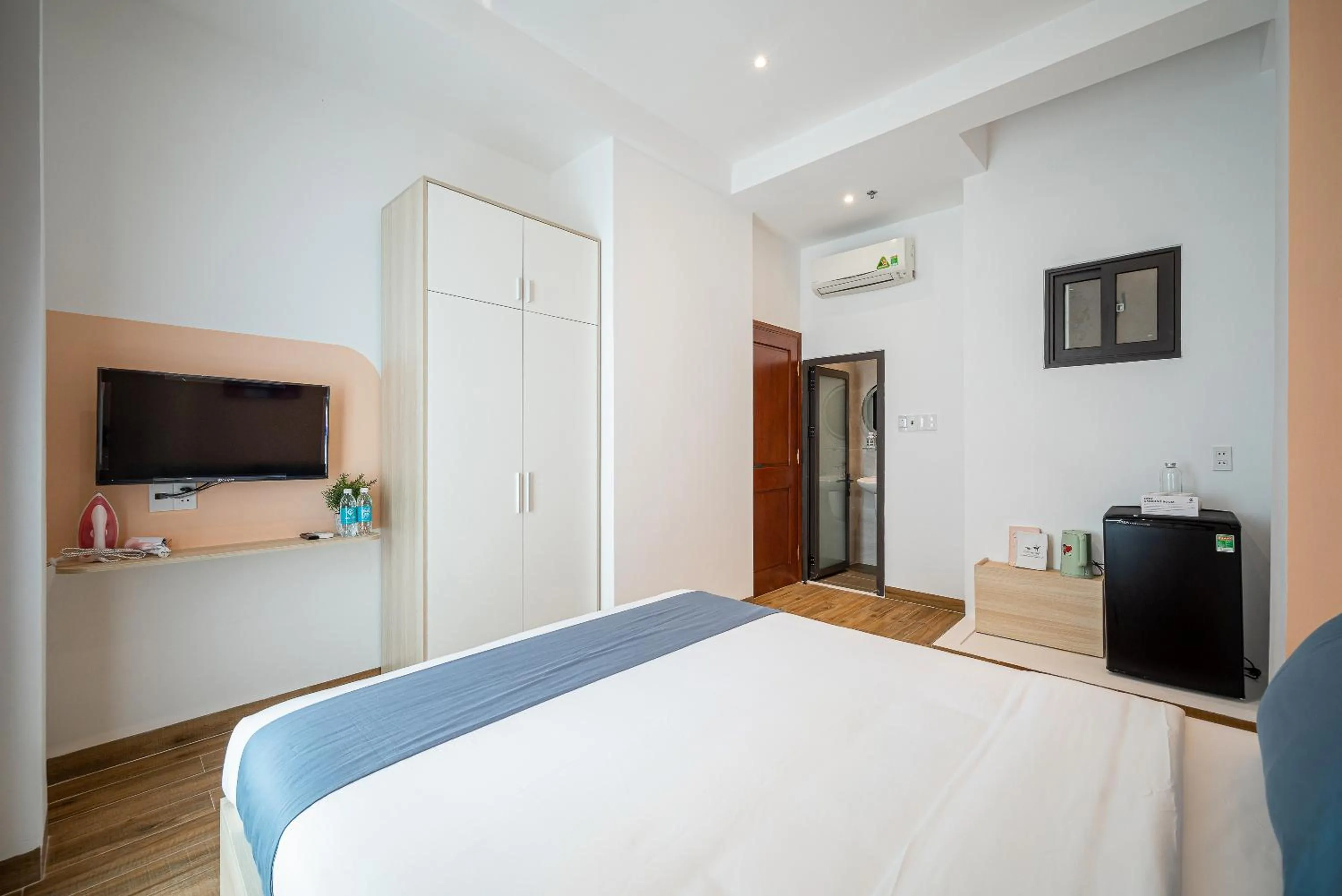 Bed in DreamHome - Sunset