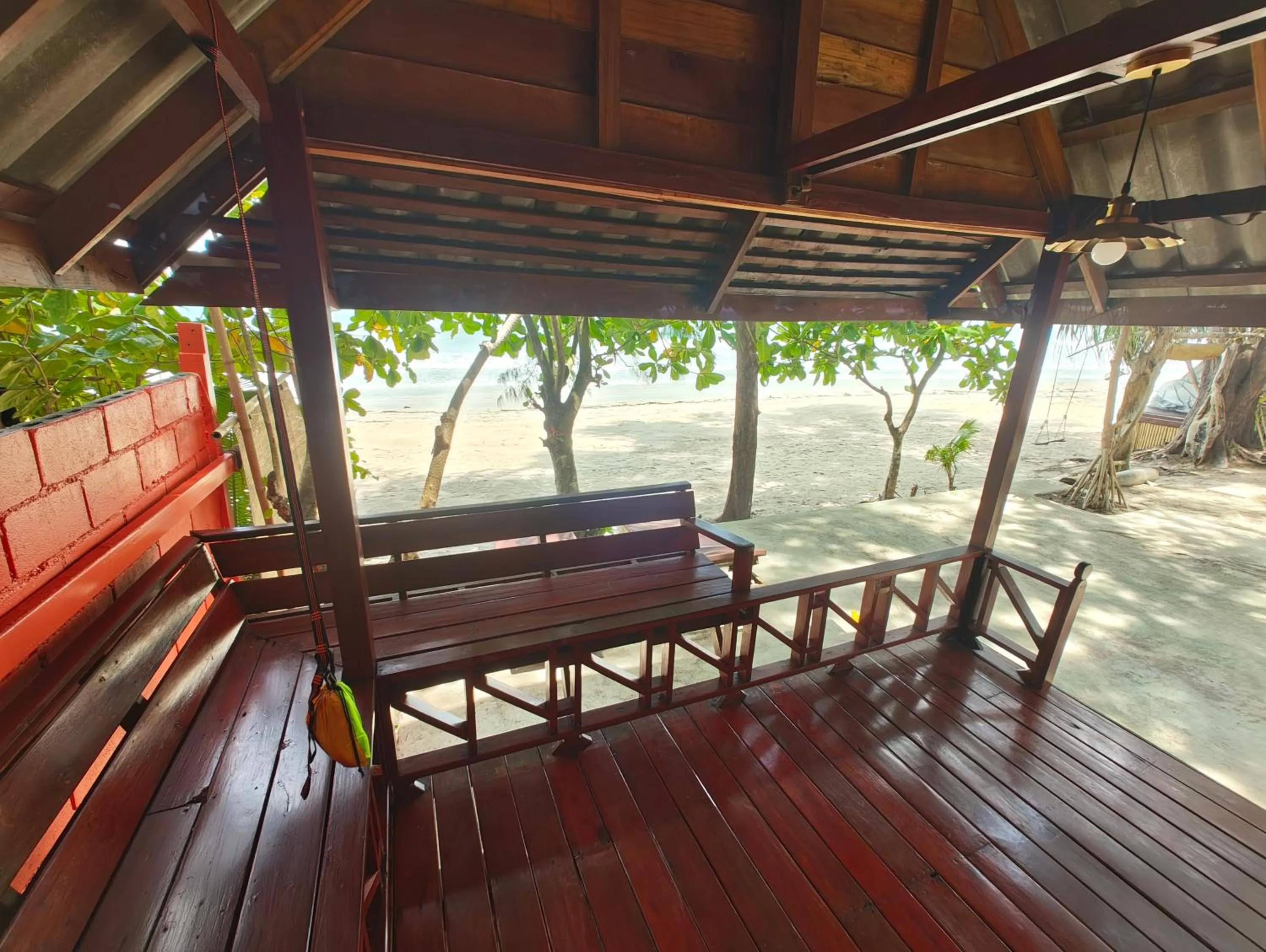 Patio in Ziggy Stardust