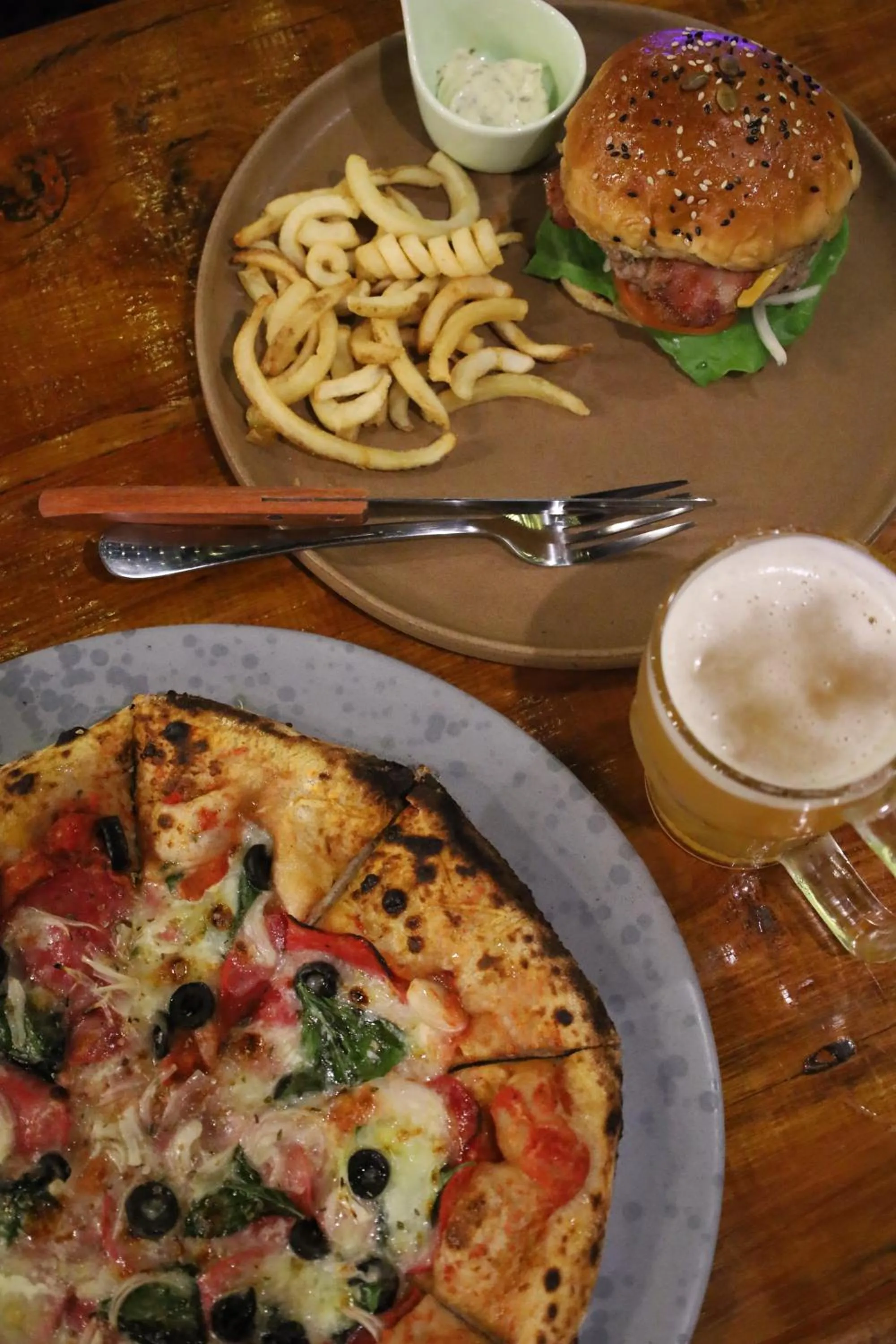 Restaurant/places to eat in Ziggy Stardust