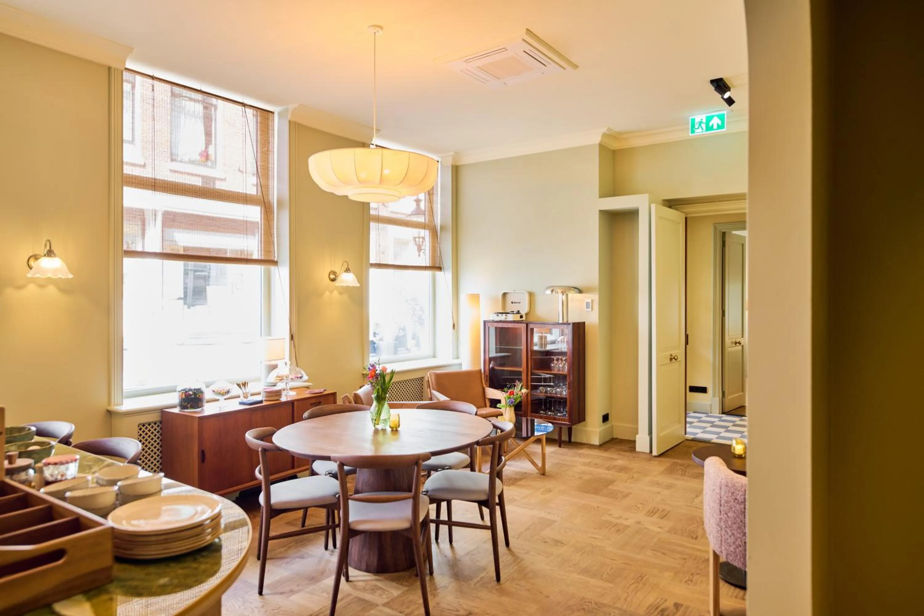 Breakfast in ARQ Paleis Hotel