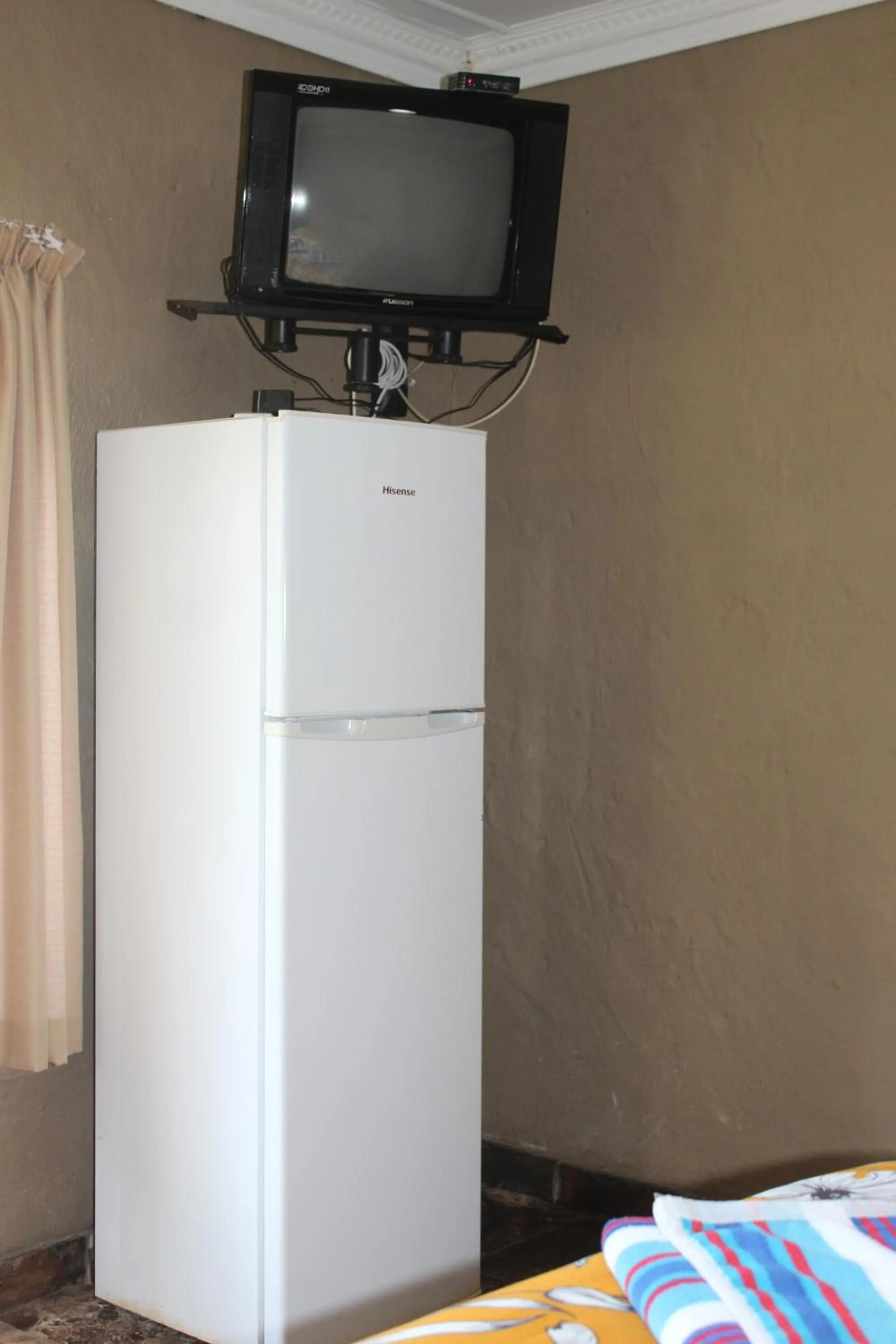 Emahlathini Guest Farm